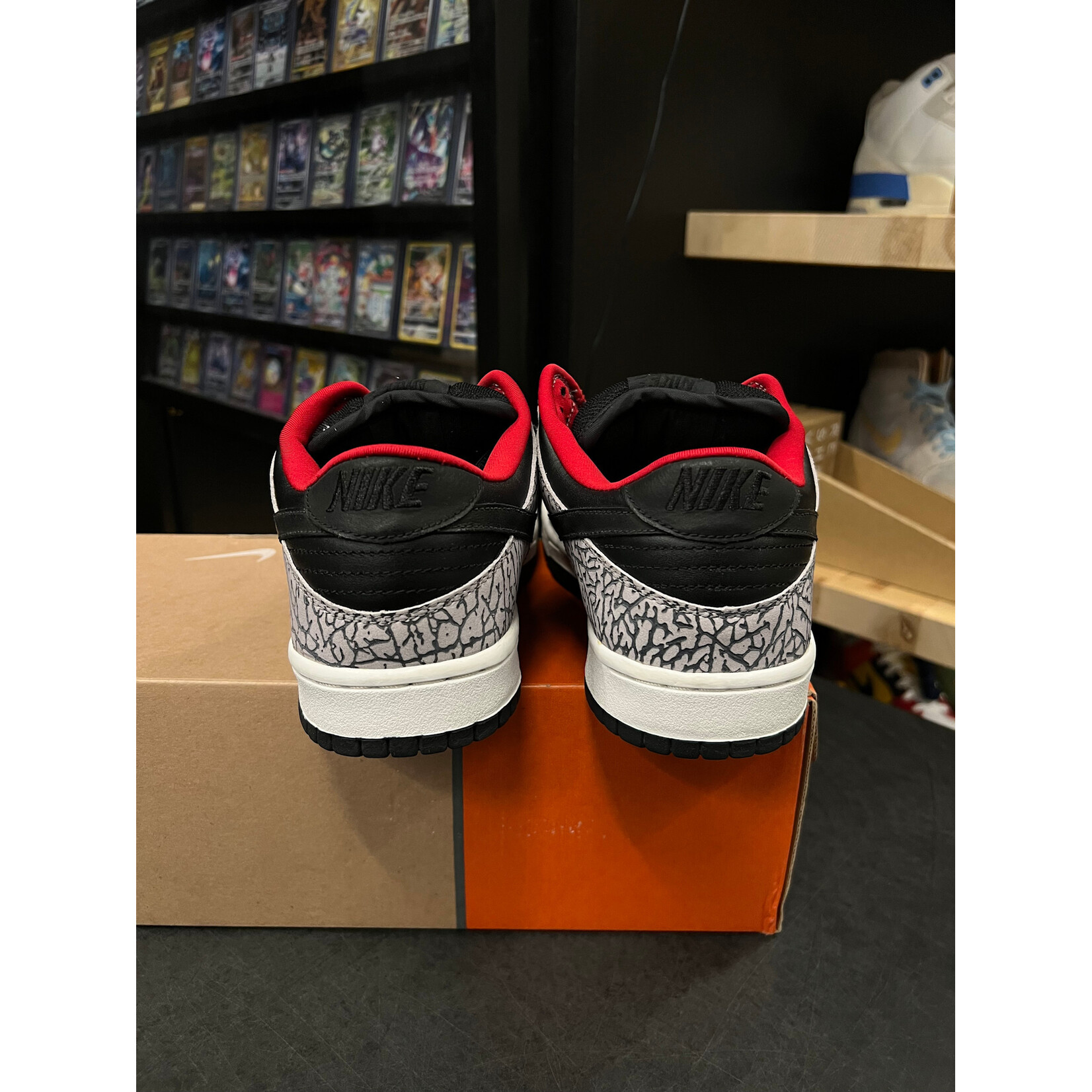 Nike Nike SB Dunk Low Supreme Black Cement (2002) Size 10, PREOWNED