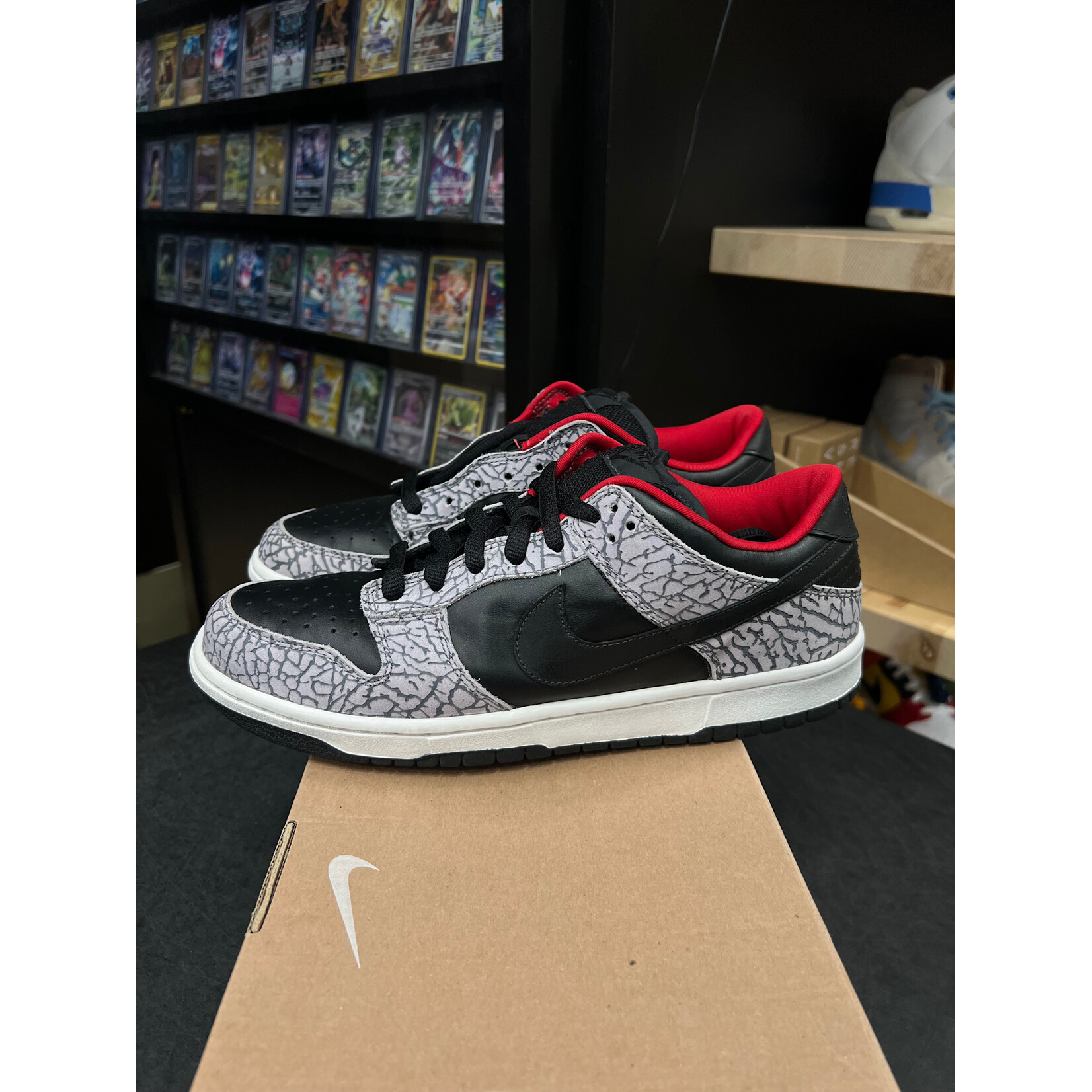 Nike Nike SB Dunk Low Supreme Black Cement (2002) Size 10, PREOWNED