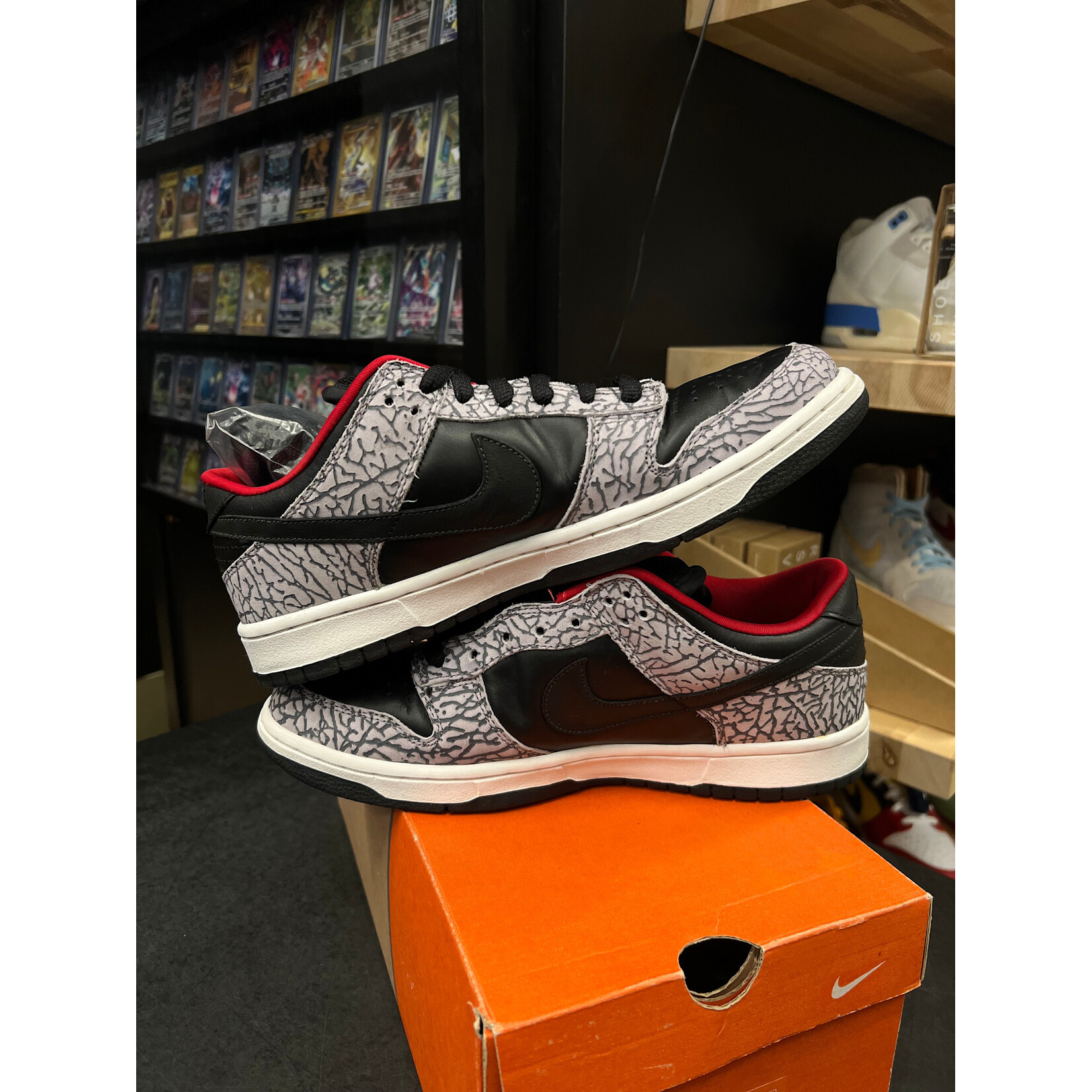 Nike Nike SB Dunk Low Supreme Black Cement (2002) Size 10, PREOWNED
