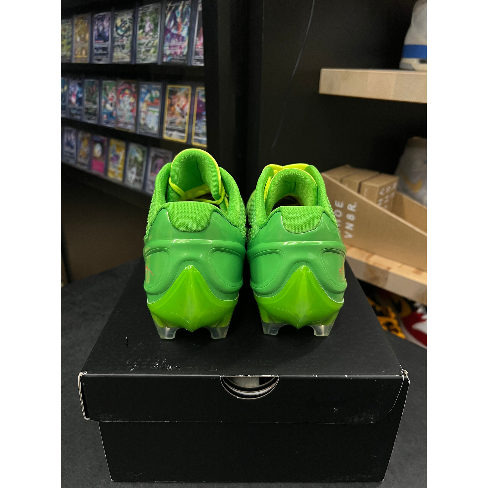 Nike Nike Vapor Edge Kobe 6 SE Grinch Size 10, PREOWNED