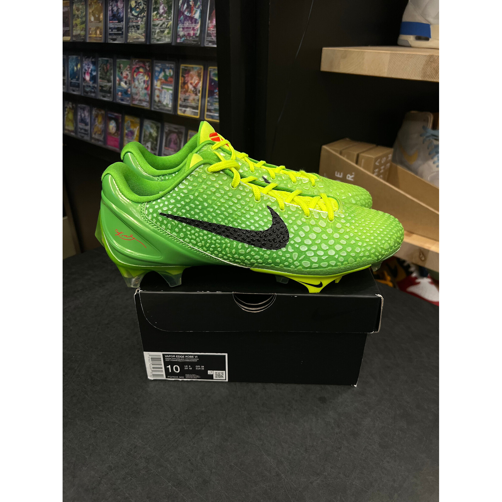 Nike Nike Vapor Edge Kobe 6 SE Grinch Size 10, PREOWNED
