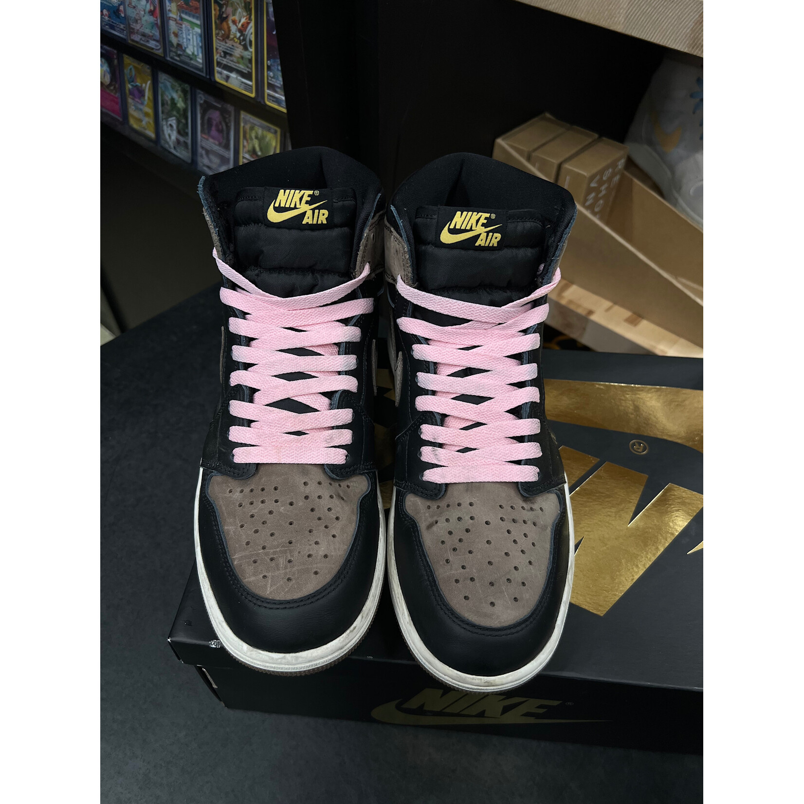 Jordan Jordan 1 Retro High OG Palomino Size 9.5, PREOWNED