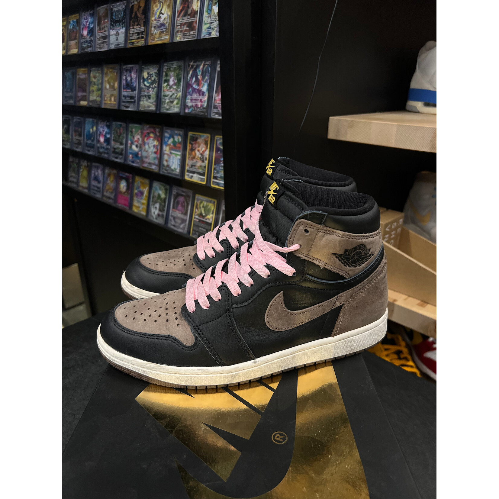 Jordan Jordan 1 Retro High OG Palomino Size 9.5, PREOWNED