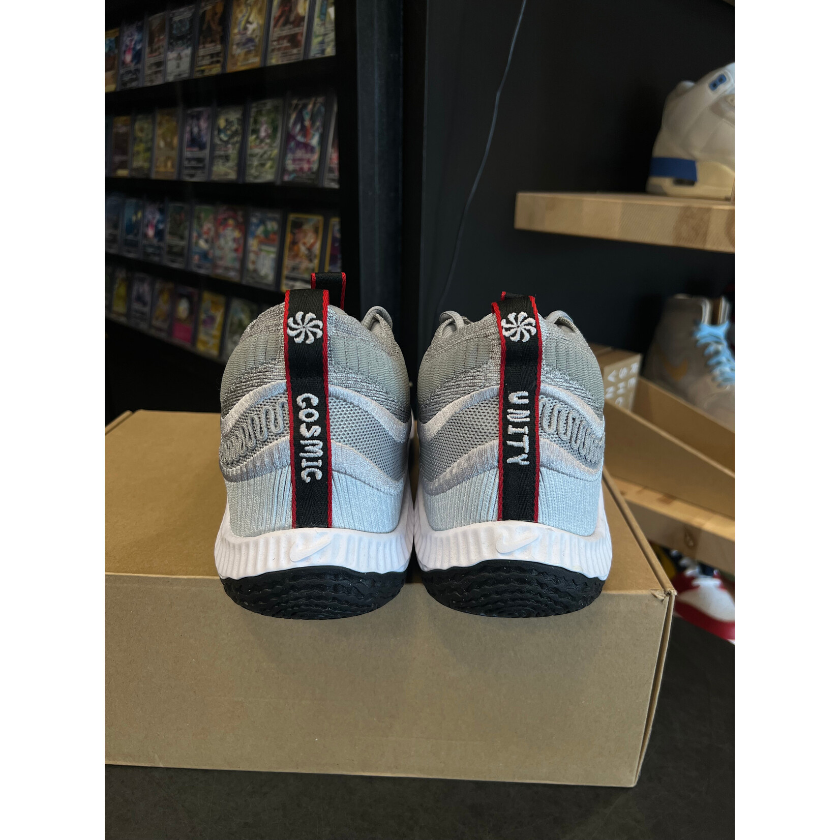 Nike Nike Cosmic Unity 3 Silver Bullet Size 10.5, PREOWNED