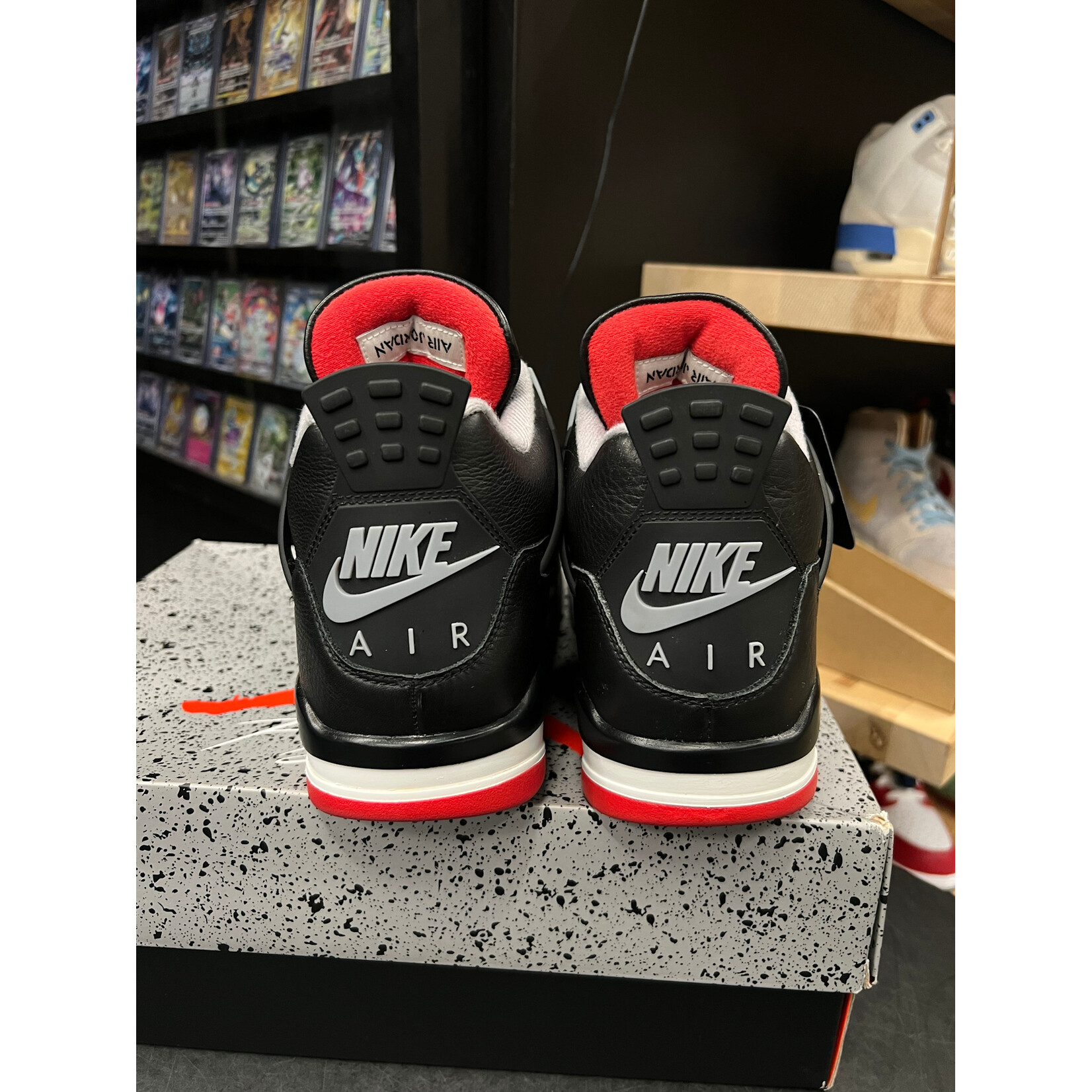 Jordan Jordan 4 Retro Bred Reimagined Size 10, PREOWNED