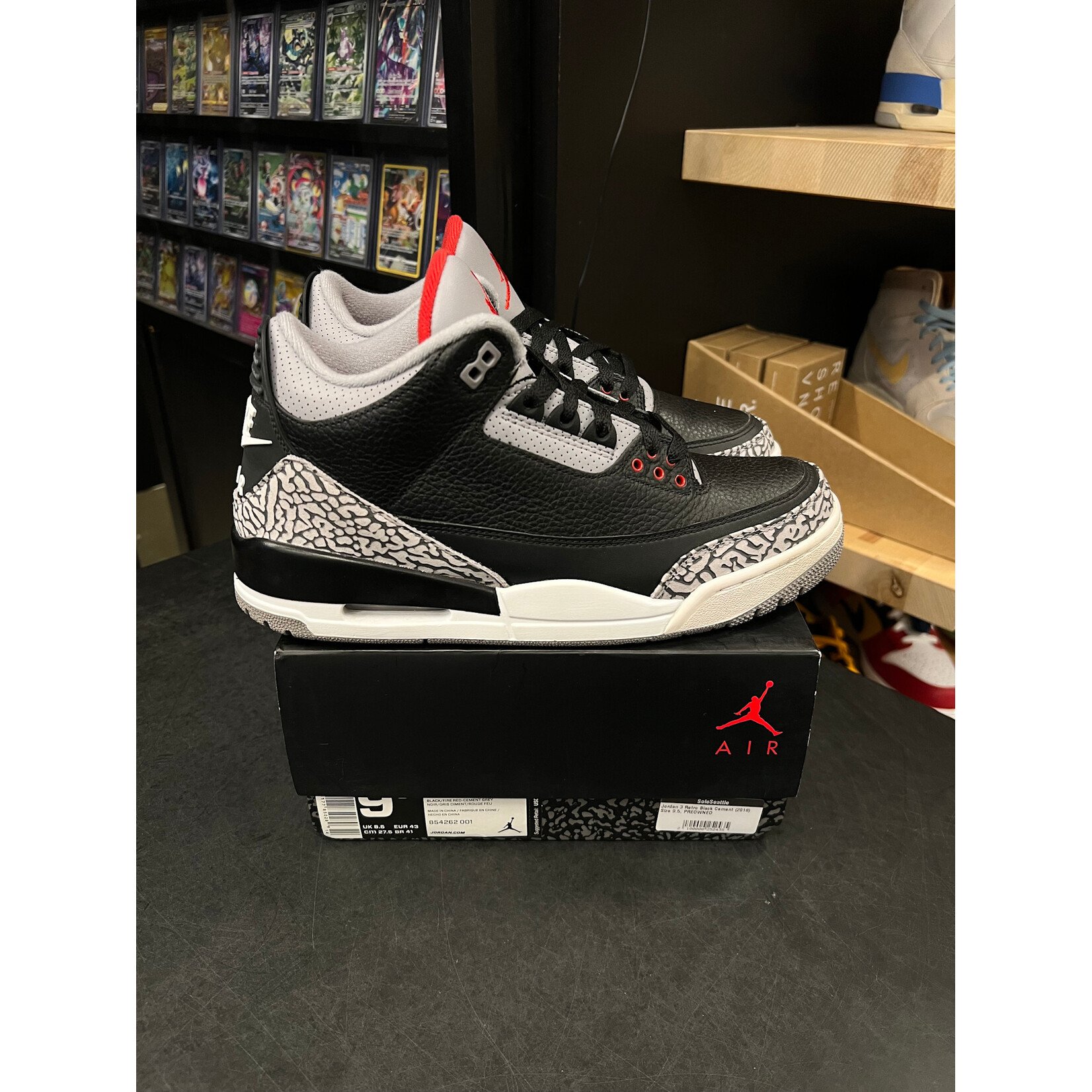 Jordan Jordan 3 Retro Black Cement (2018) Size 9.5, PREOWNED