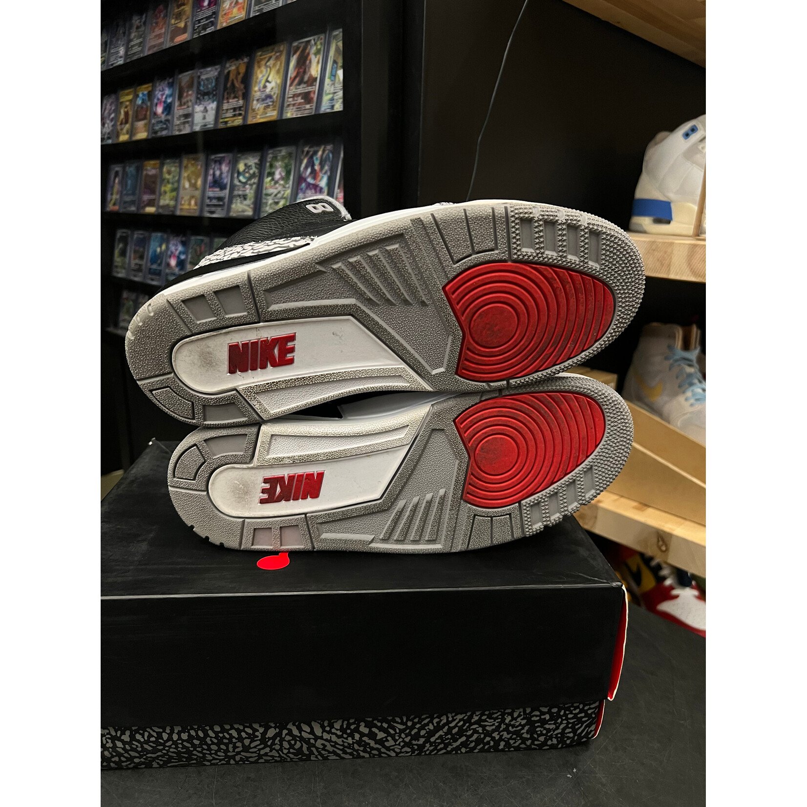 Jordan Jordan 3 Retro Black Cement (2018) Size 9.5, PREOWNED