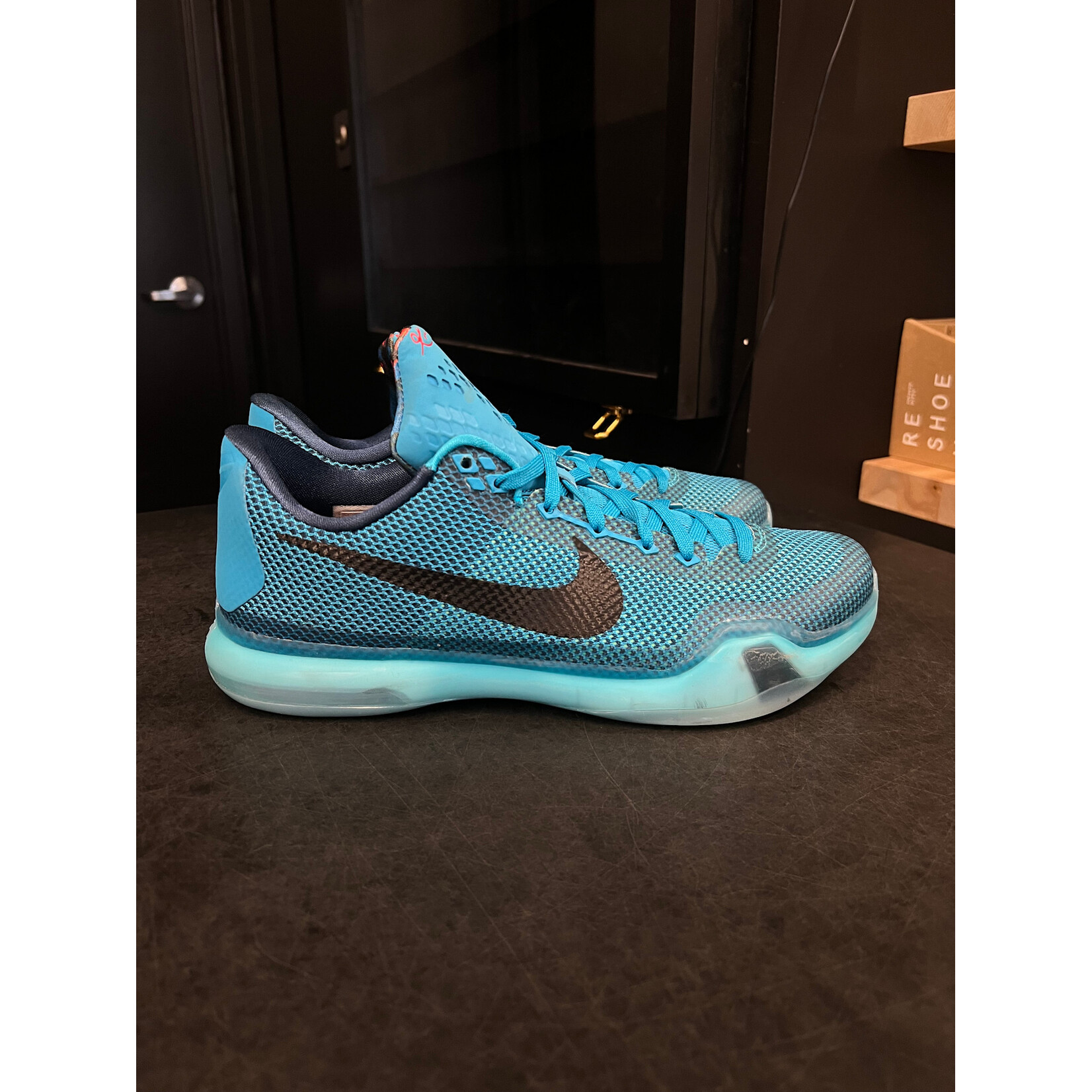 Nike Nike Kobe 10 5AM Flight Size 10, PREOWNED
