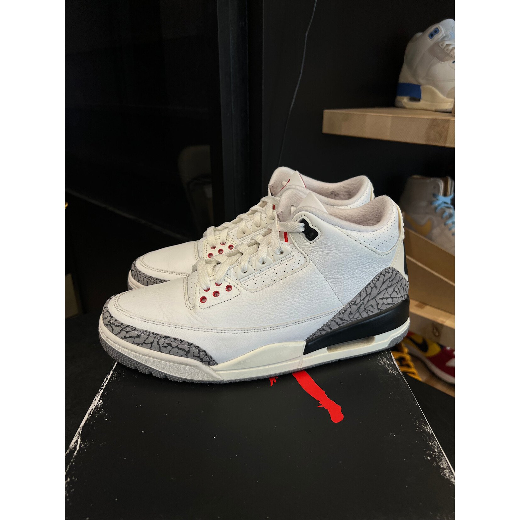 Jordan Jordan 3 Retro White Cement Reimagined Size 9, PREOWNED