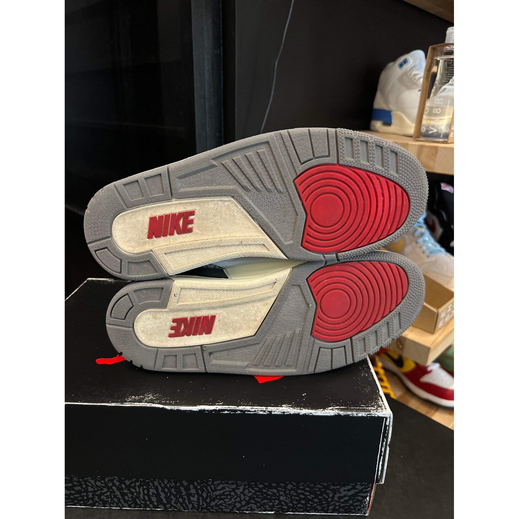 Jordan Jordan 3 Retro White Cement Reimagined Size 9, PREOWNED