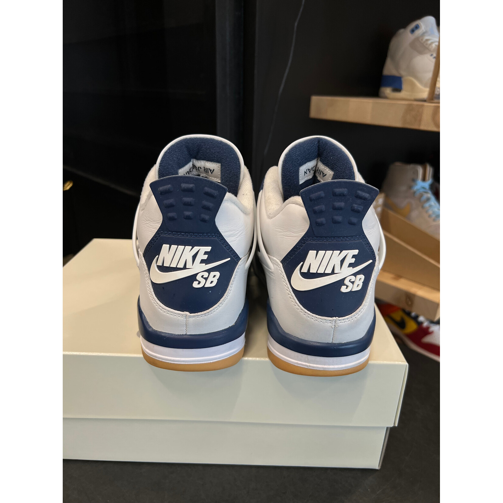 Jordan Jordan 4 Retro SB Navy Size 9, PREOWNED
