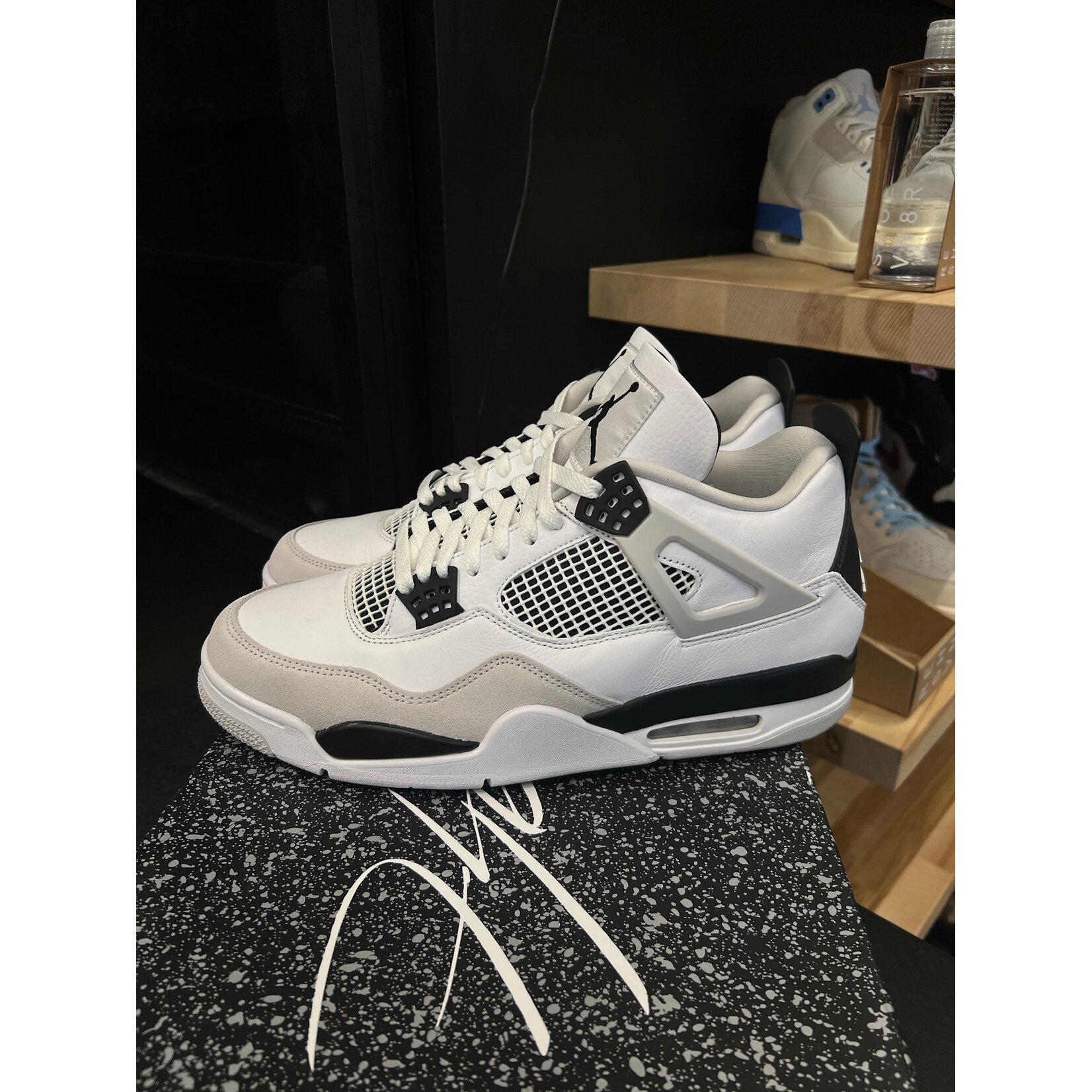 Jordan Jordan 4 Retro Military Black Size 12, PREOWNED