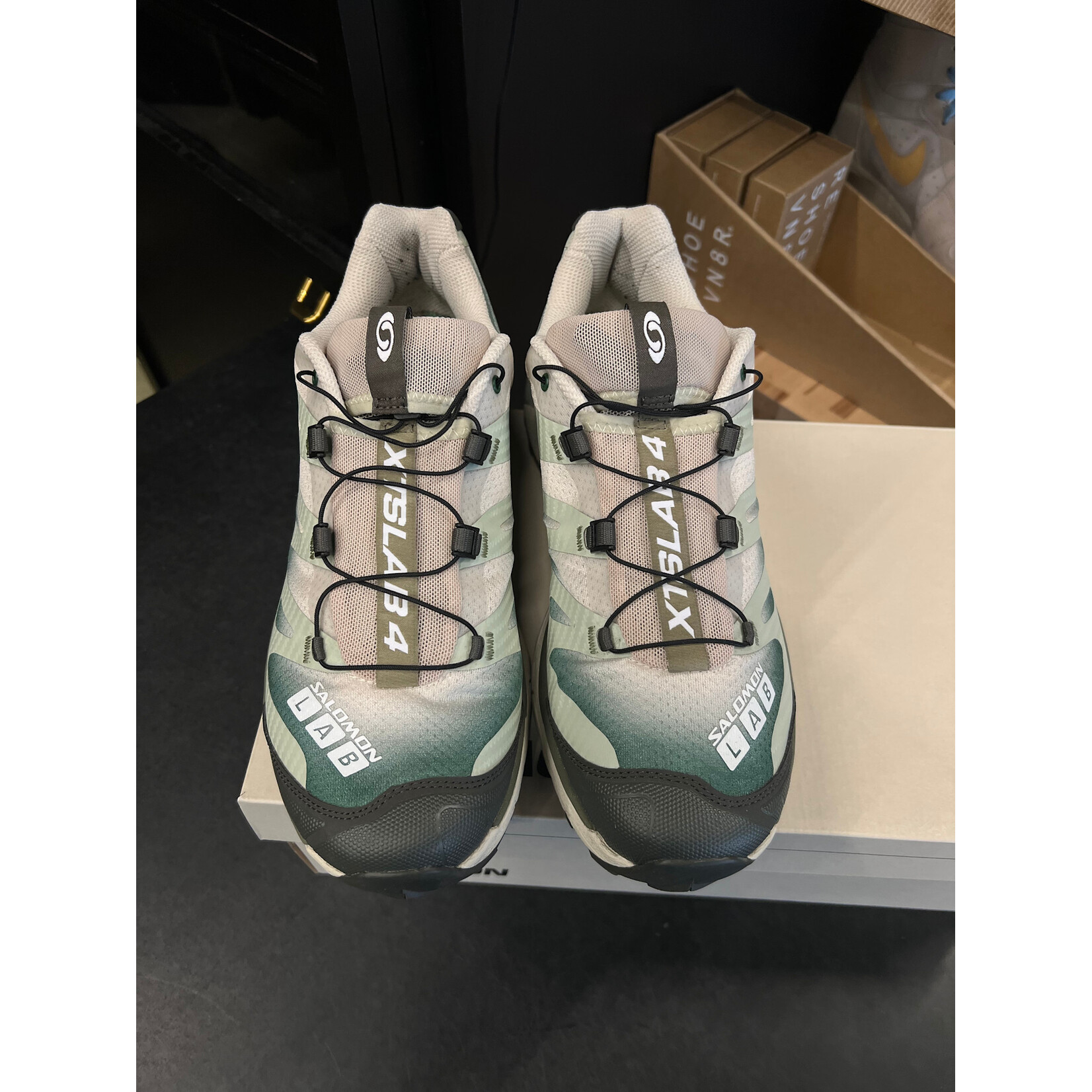 Salomon Salomon XT-4 OG Notre Size 9.5, PREOWNED