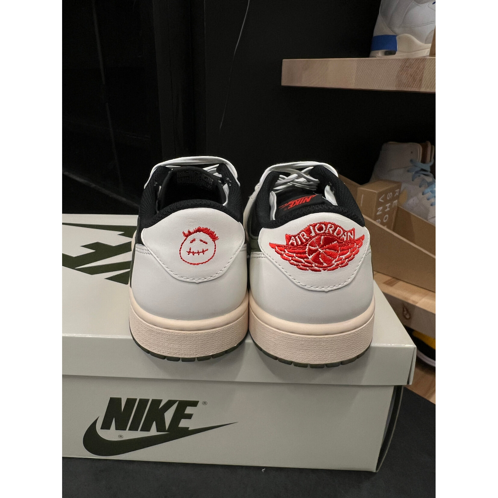 Jordan Jordan 1 Retro Low OG SP Travis Scott Olive (Women's) Size 11W, PREOWNED TRIED ON CREASED