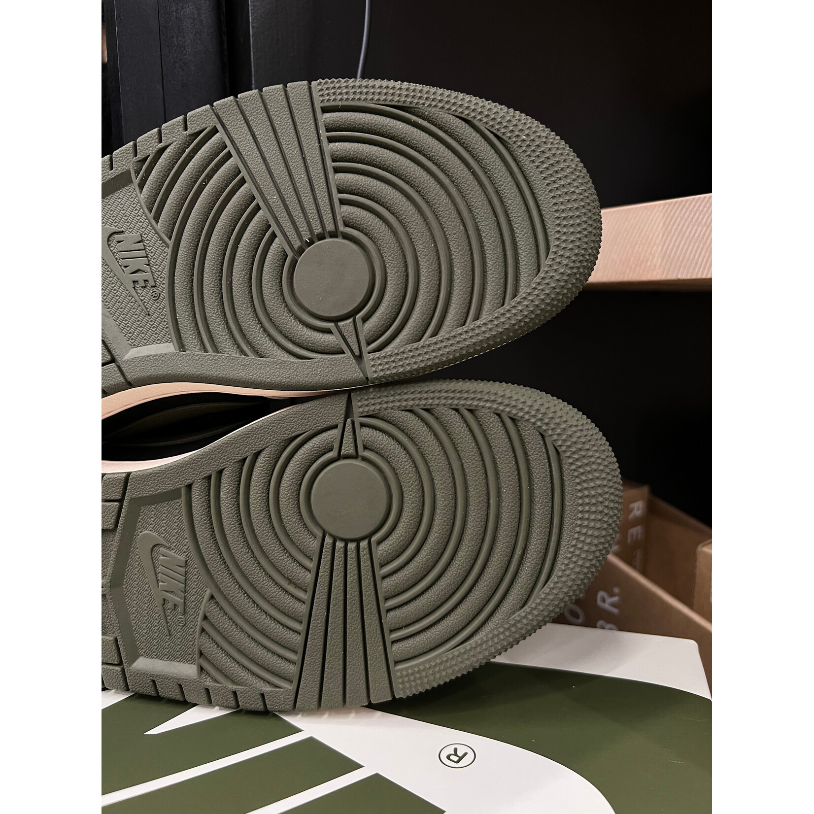 Jordan Jordan 1 Retro Low OG SP Travis Scott Olive (Women's) Size 11W, PREOWNED TRIED ON CREASED