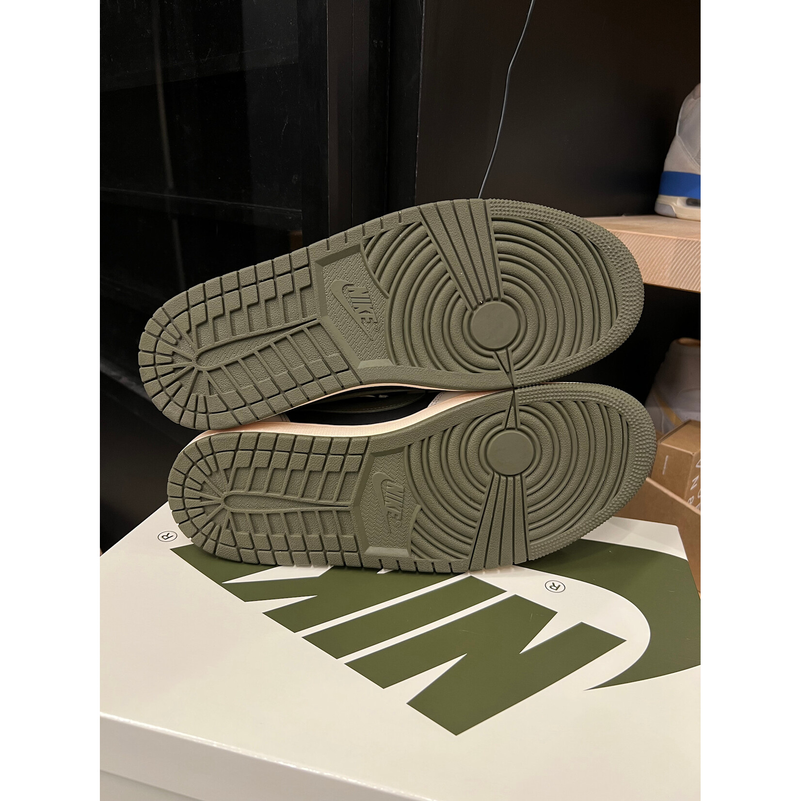 Jordan Jordan 1 Retro Low OG SP Travis Scott Olive (Women's) Size 11W, PREOWNED TRIED ON CREASED