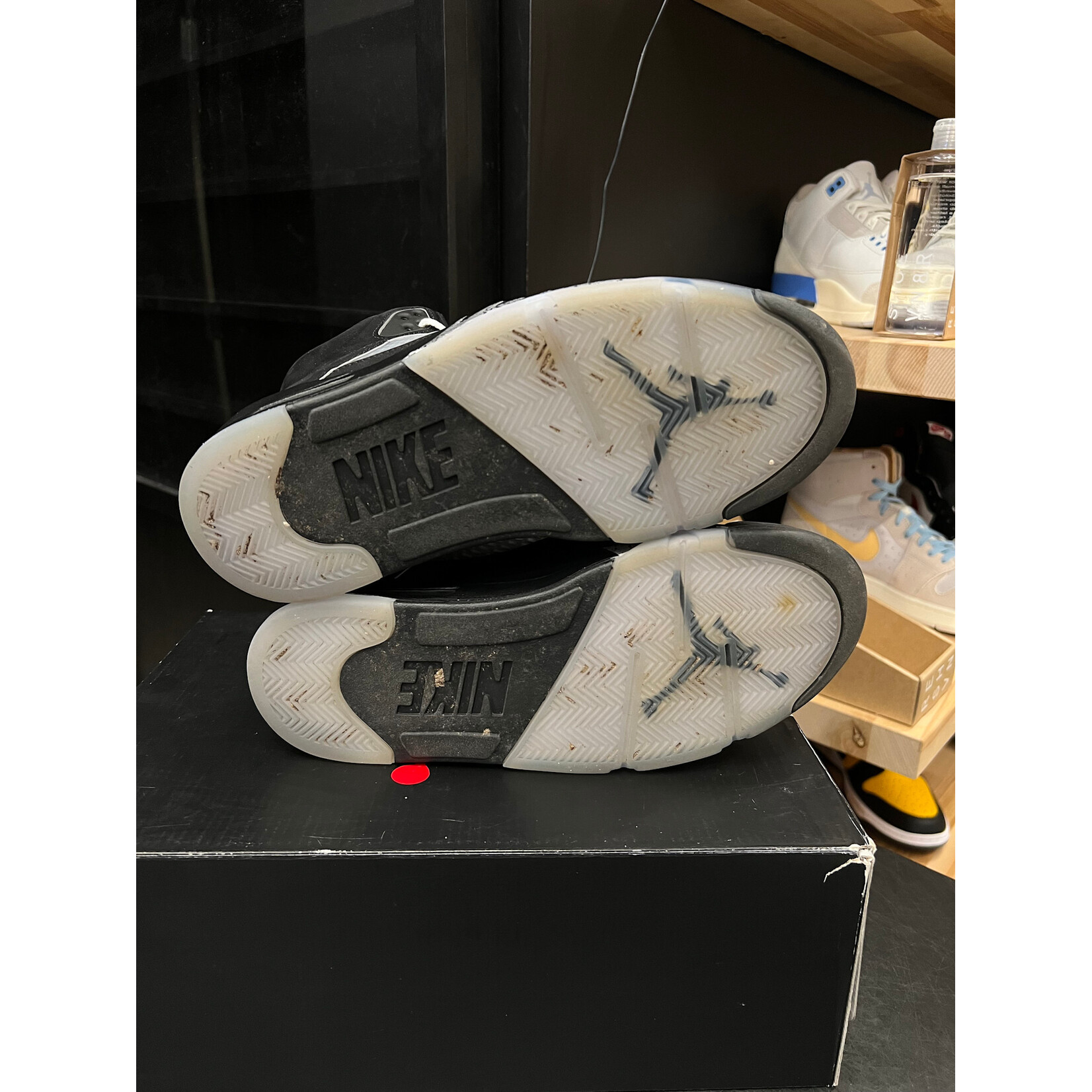 Jordan Jordan 5 Retro OG Black Metallic Reimagined Size 9, PREOWNED