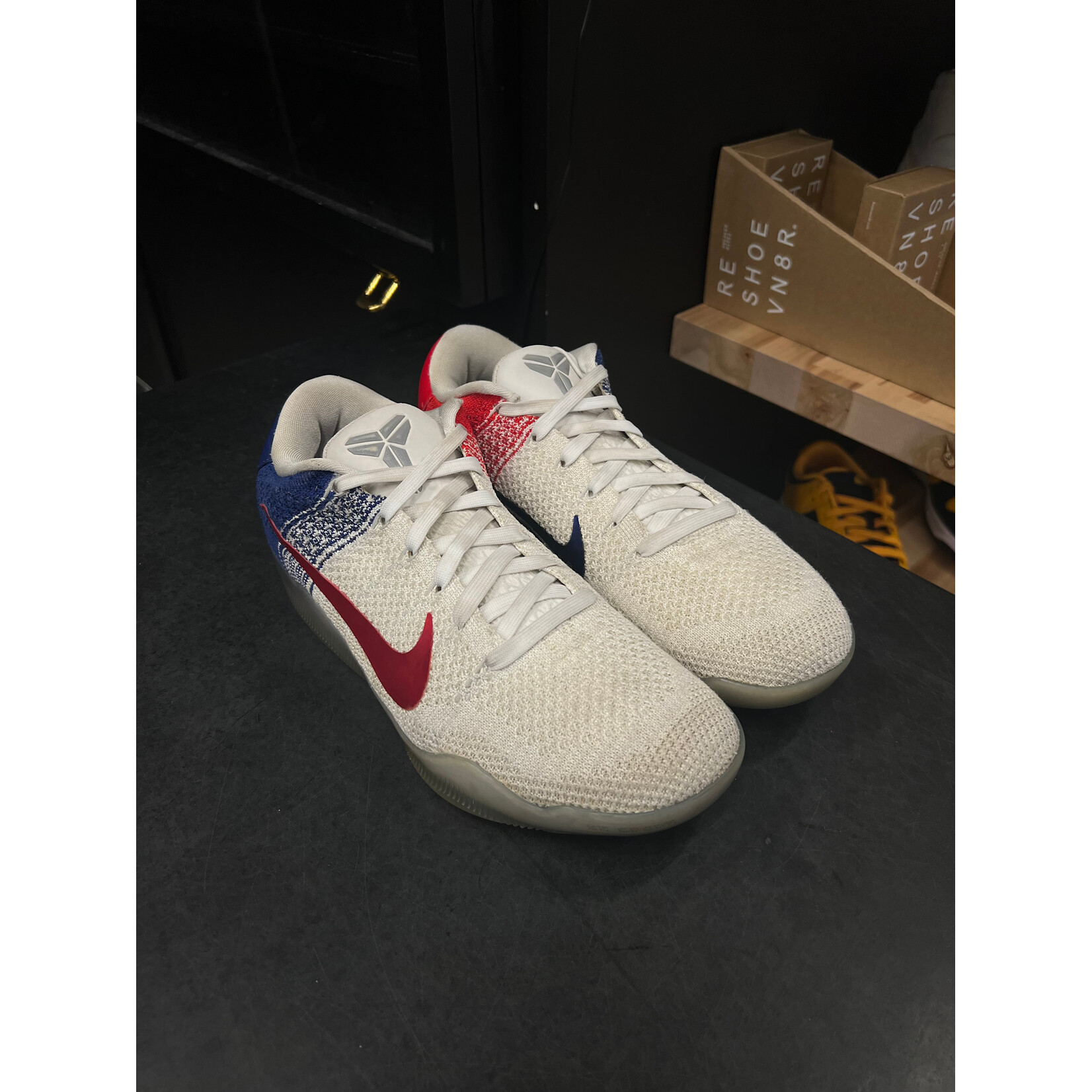 Nike Nike Kobe 11 Elite Low USA Size 8.5, PREOWNED