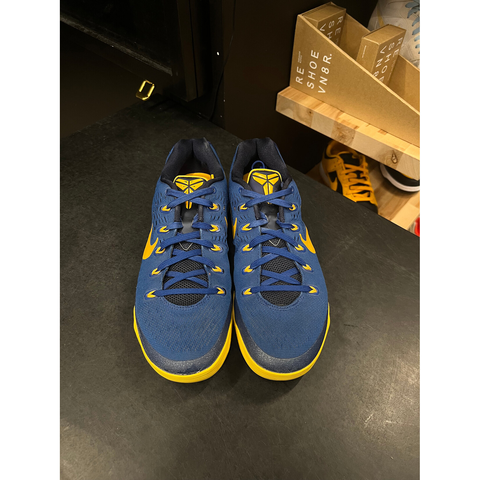 Nike Nike Kobe 9 EM Gym Blue University Gold Size 8.5, PREOWNED