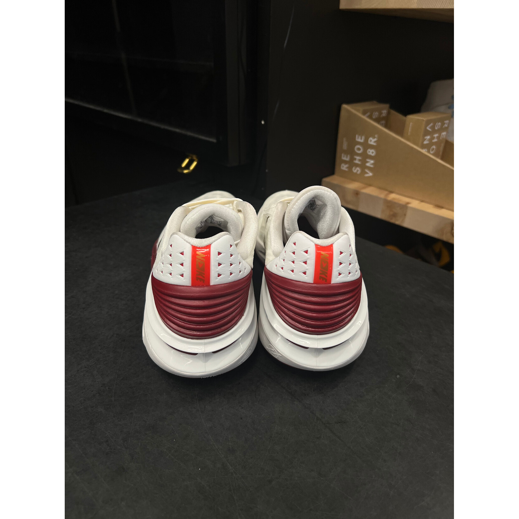 Nike Nike Zoom GT Cut 2 Sisterhood (Women's) Size 10W, PREOWNED