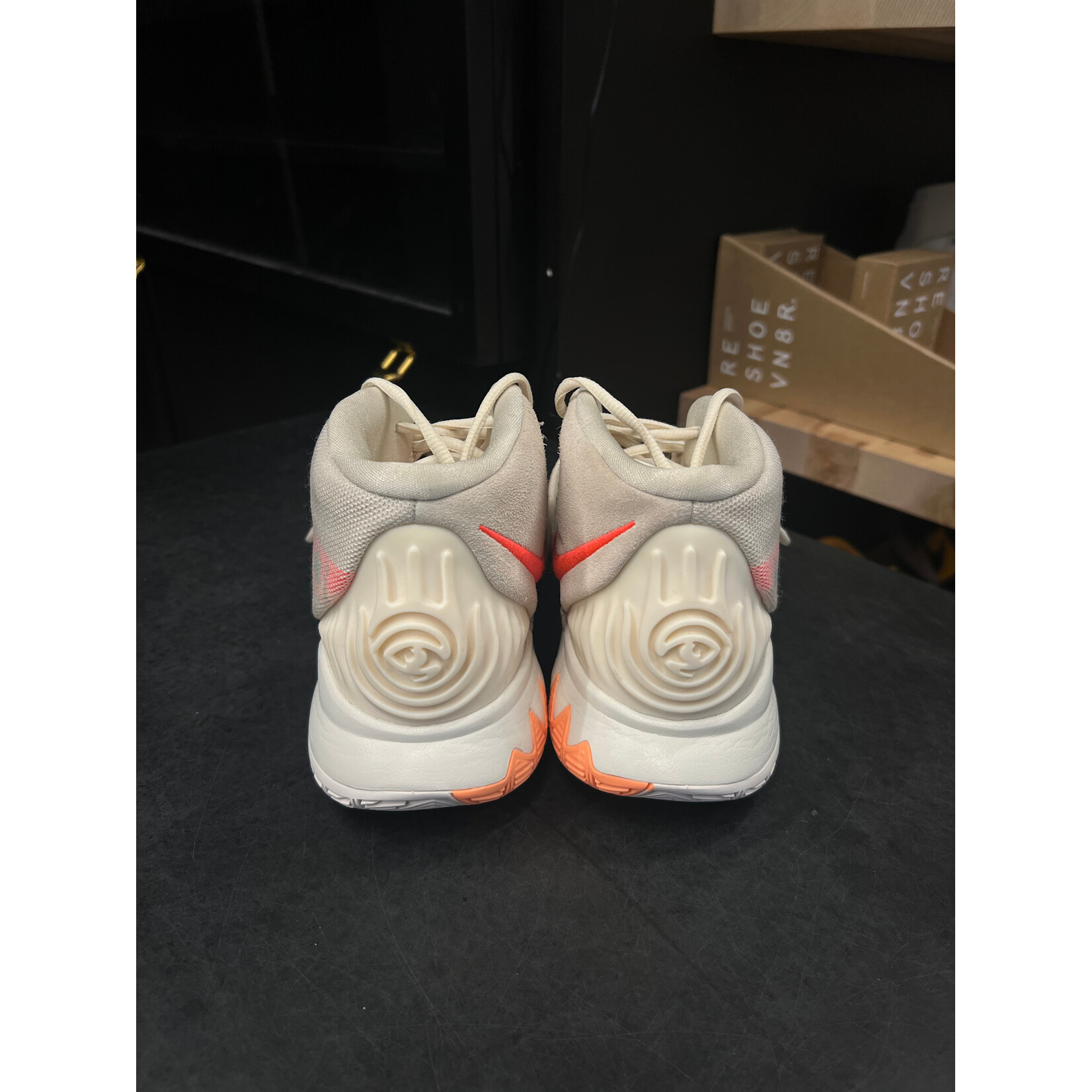 Nike Nike Kyrie 6 N7 Sail Size 8.5, PREOWNED