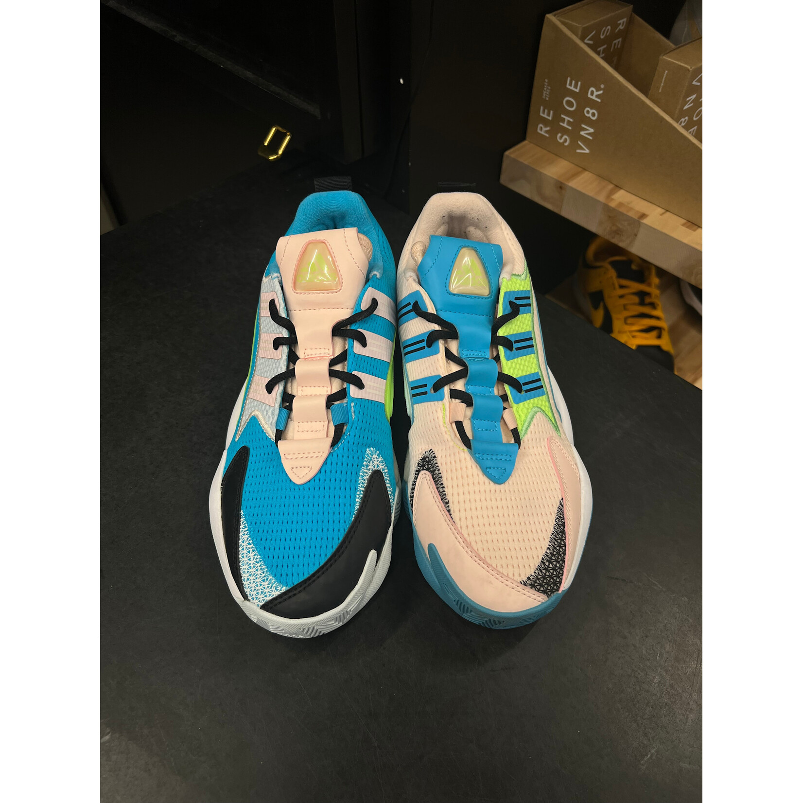 Adidas adidas Crazy BYW X 2.0 Cyan Pink Tint Size 8.5, PREOWNED