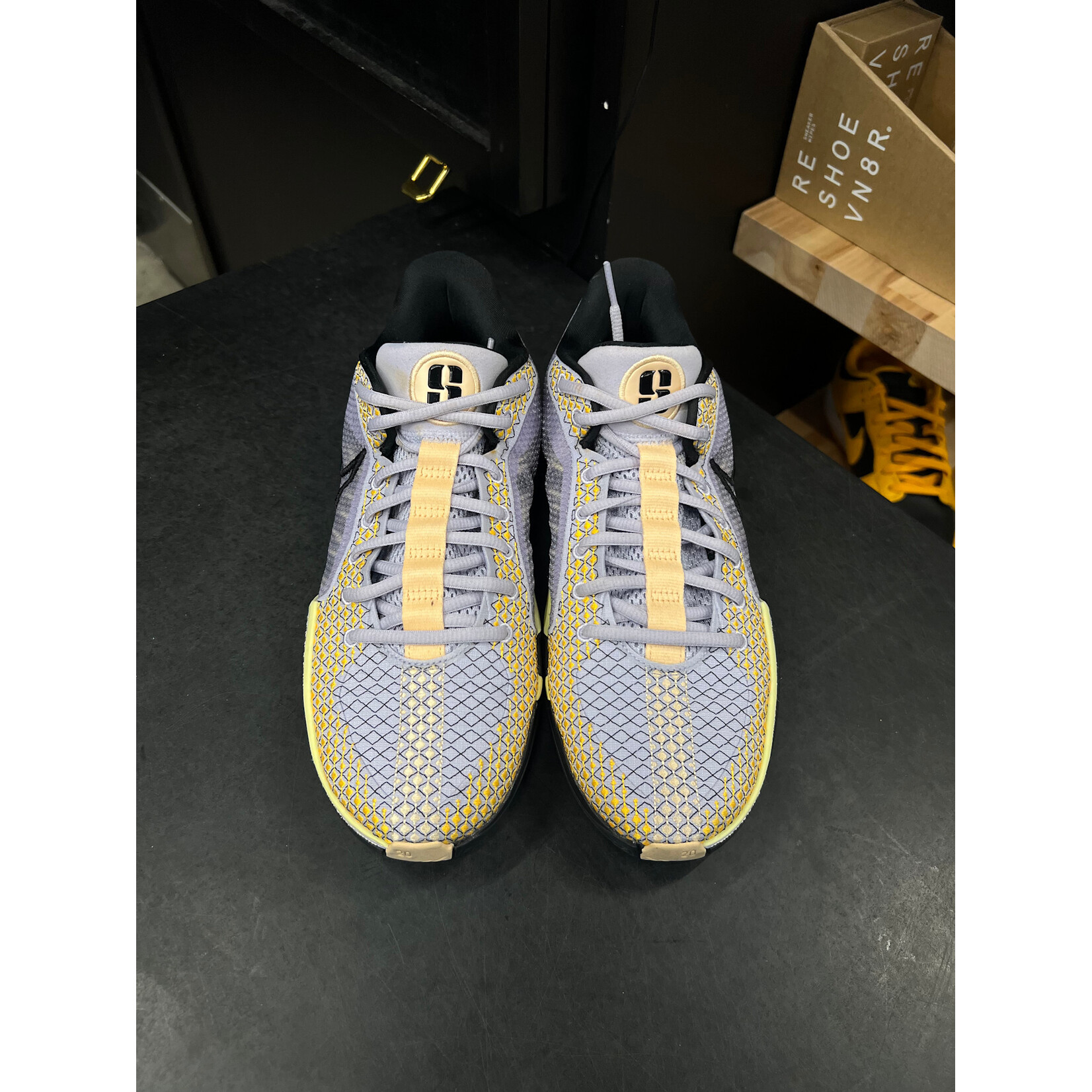 Nike Nike Sabrina 1 Spark (Women's) Size 10W, PREOWNED