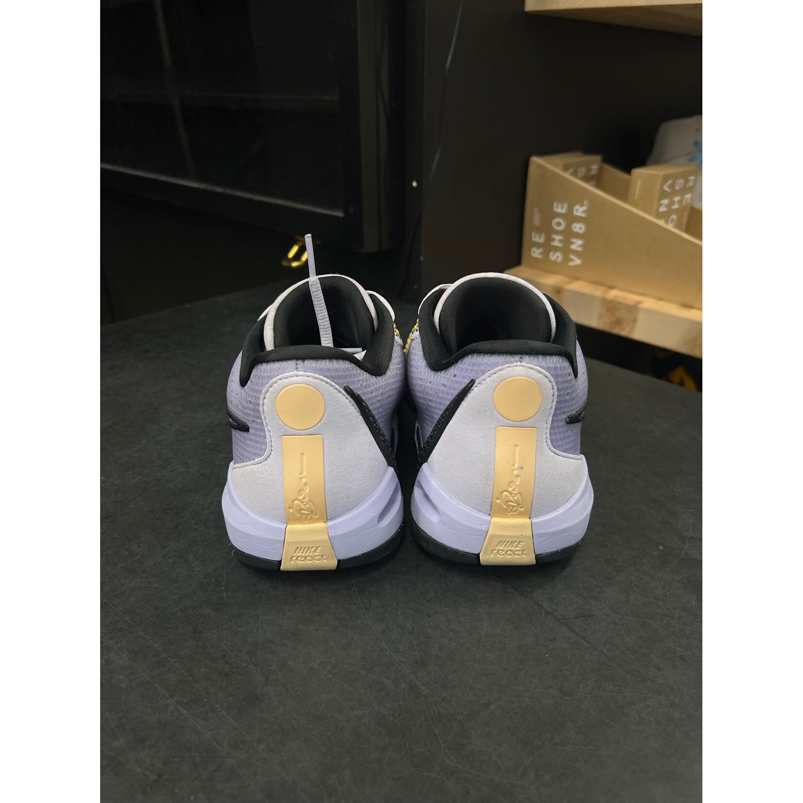 Nike Nike Sabrina 1 Spark (Women's) Size 10W, PREOWNED