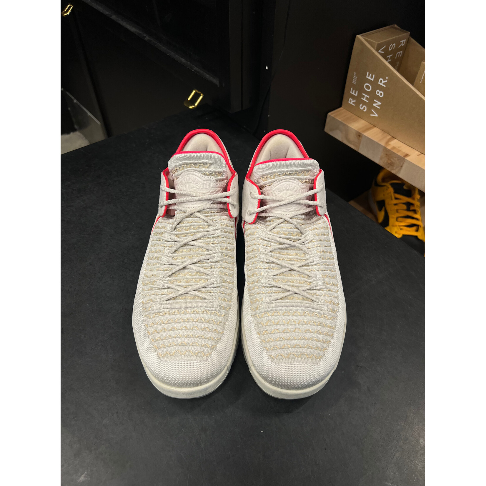 Jordan Jordan XXXII Low Gordon St. Size 8.5, PREOWNED