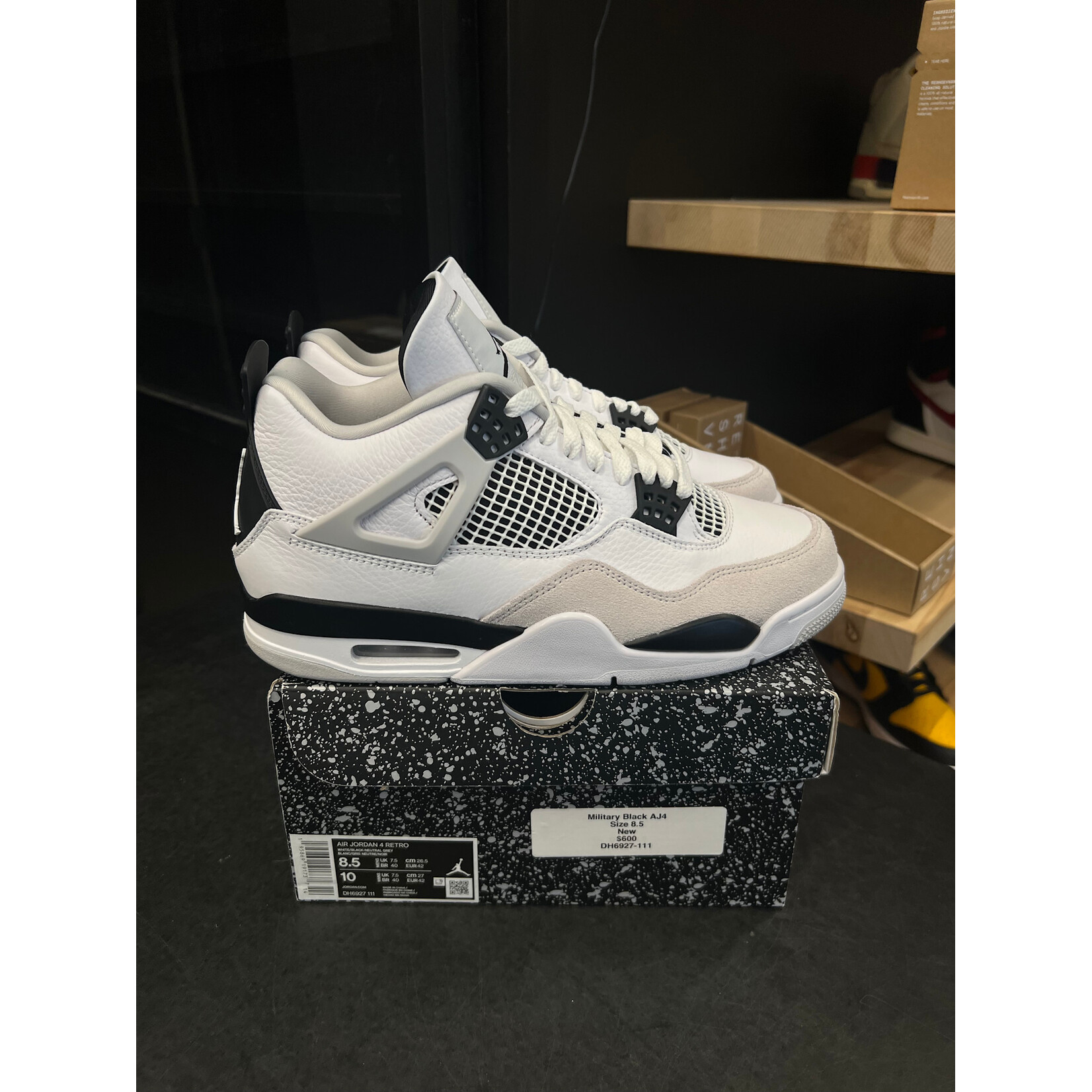 Jordan Jordan 4 Retro Military Black Size 8.5, PREOWNED