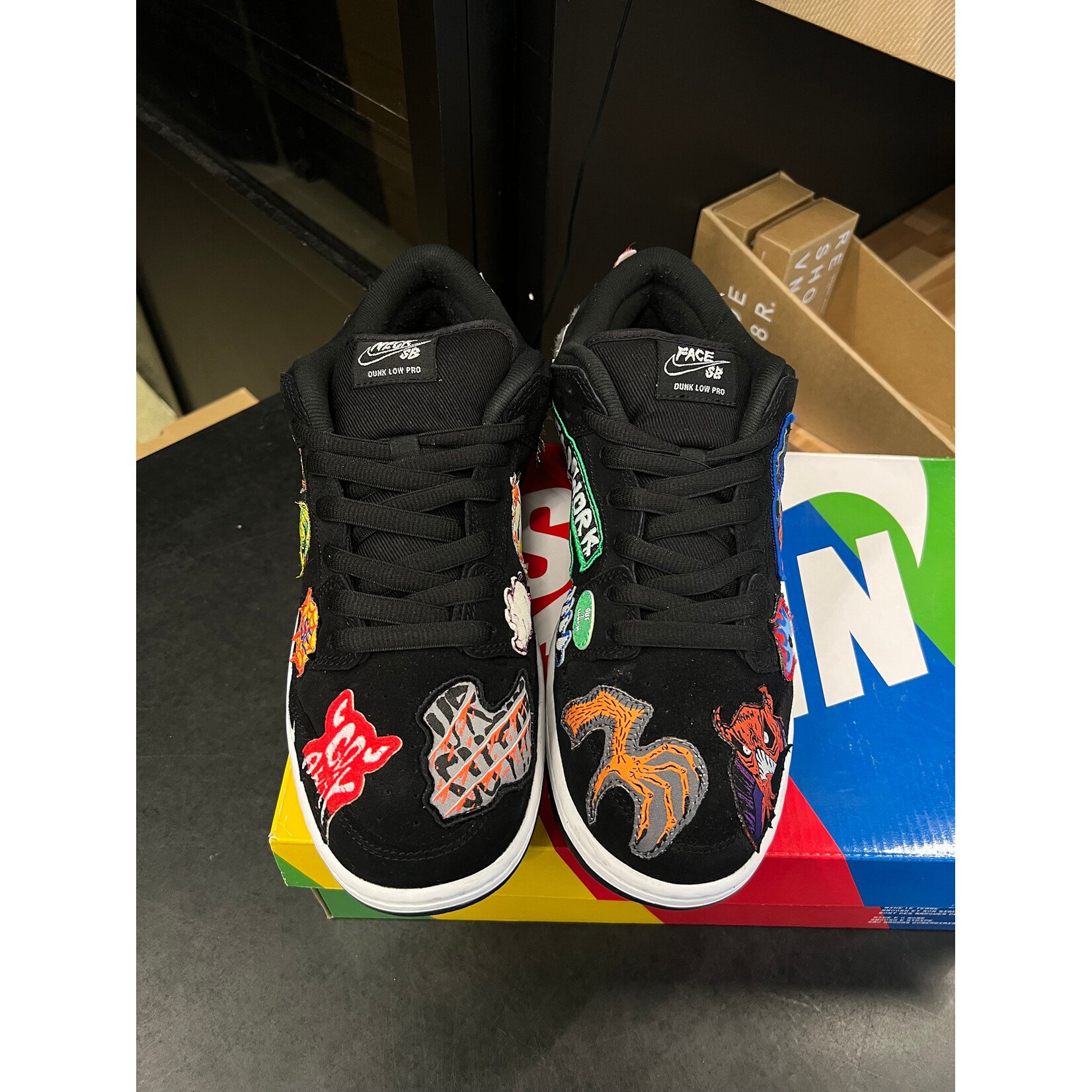 Nike Nike SB Dunk Low Pro QS Neckface Size 10, PREOWNED