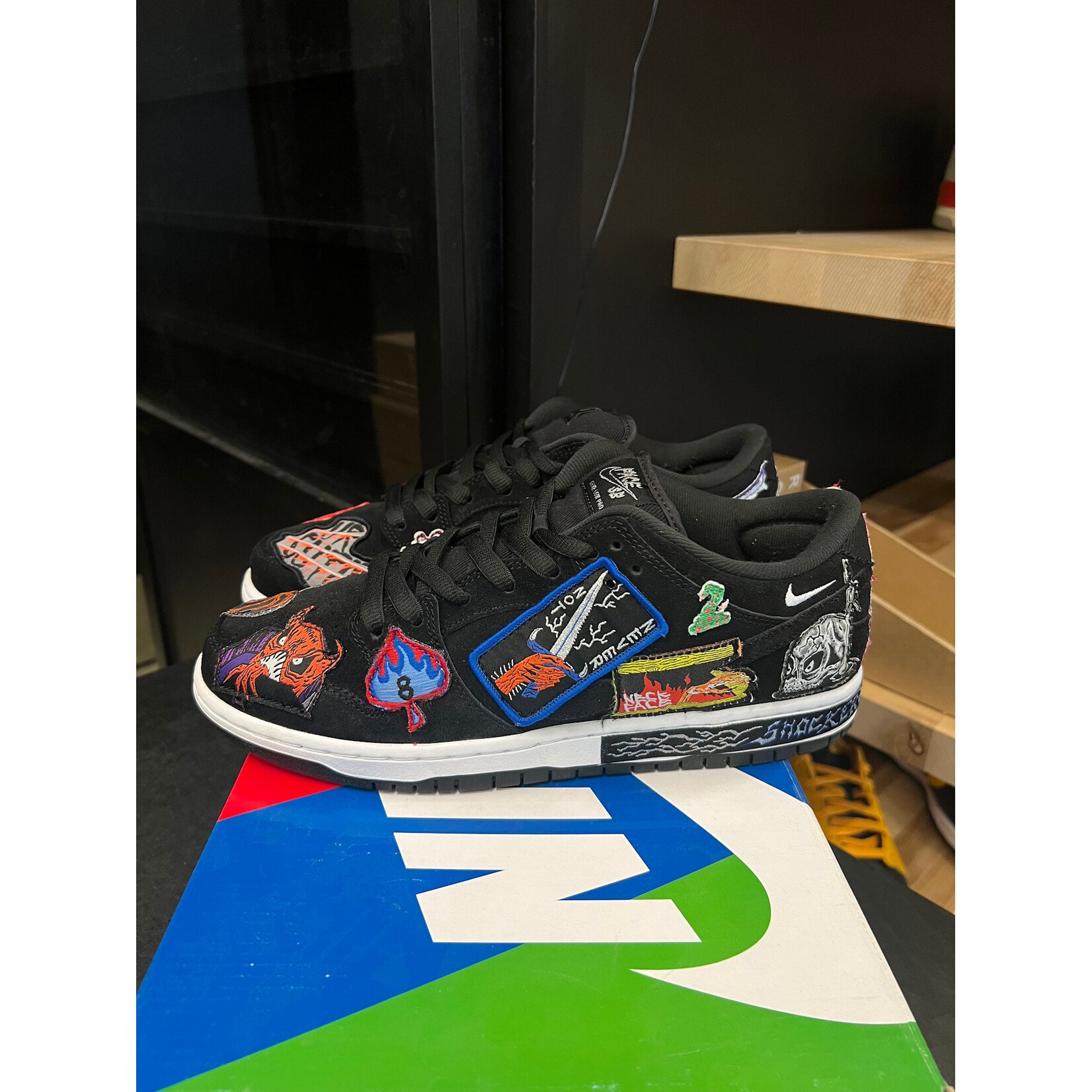 Nike Nike SB Dunk Low Pro QS Neckface Size 10, PREOWNED