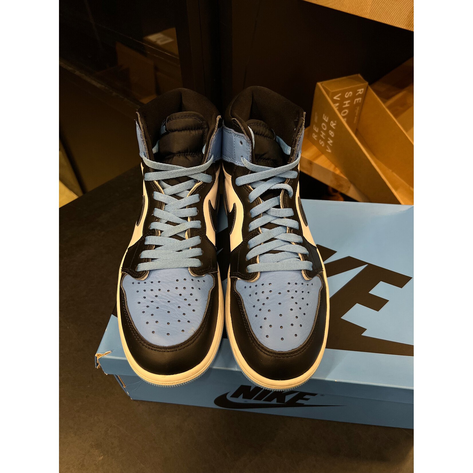 Jordan Jordan 1 Retro High OG UNC Toe Size 10, PREOWNED