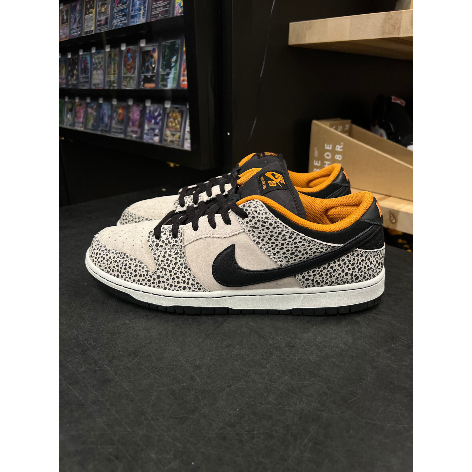 Nike Nike SB Dunk Low Electric Pack Olympic Safari Size 11.5, PREOWNED