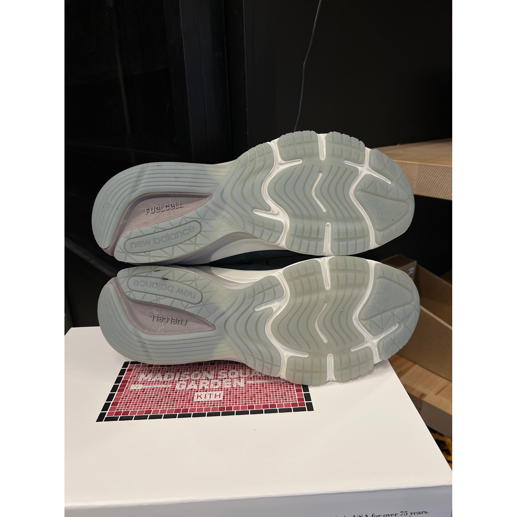 New New Balance 990v6 MiUSA Ronnie Fieg Madison Square Garden Navy Size 9.5, PREOWNED