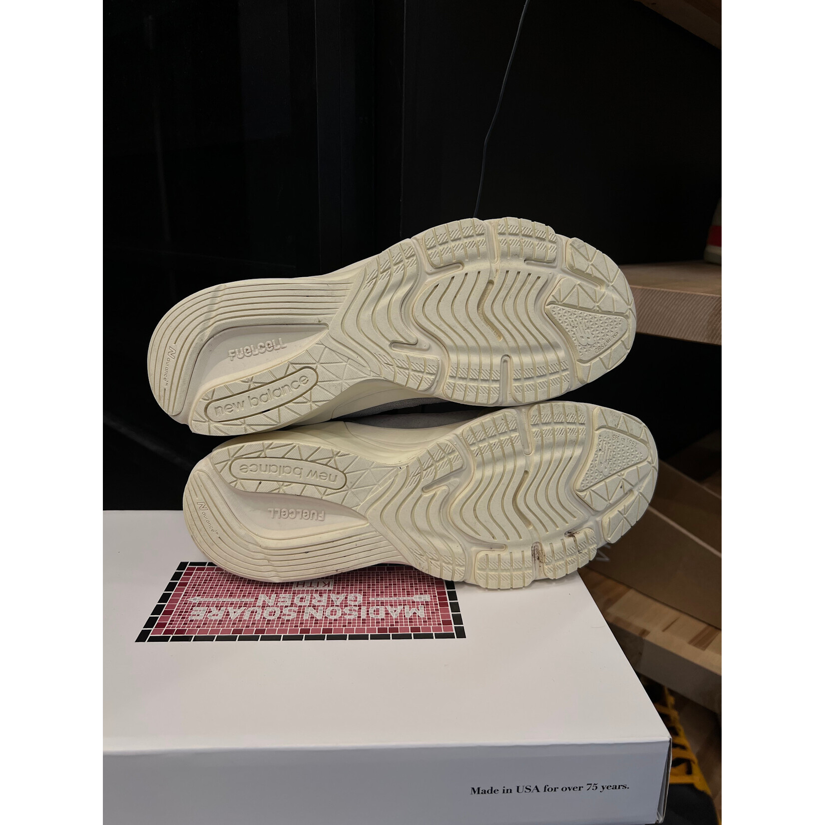 New New Balance 990v6 MiUSA Ronnie Fieg Madison Square Garden Sandrift Size 9.5, PREOWNED