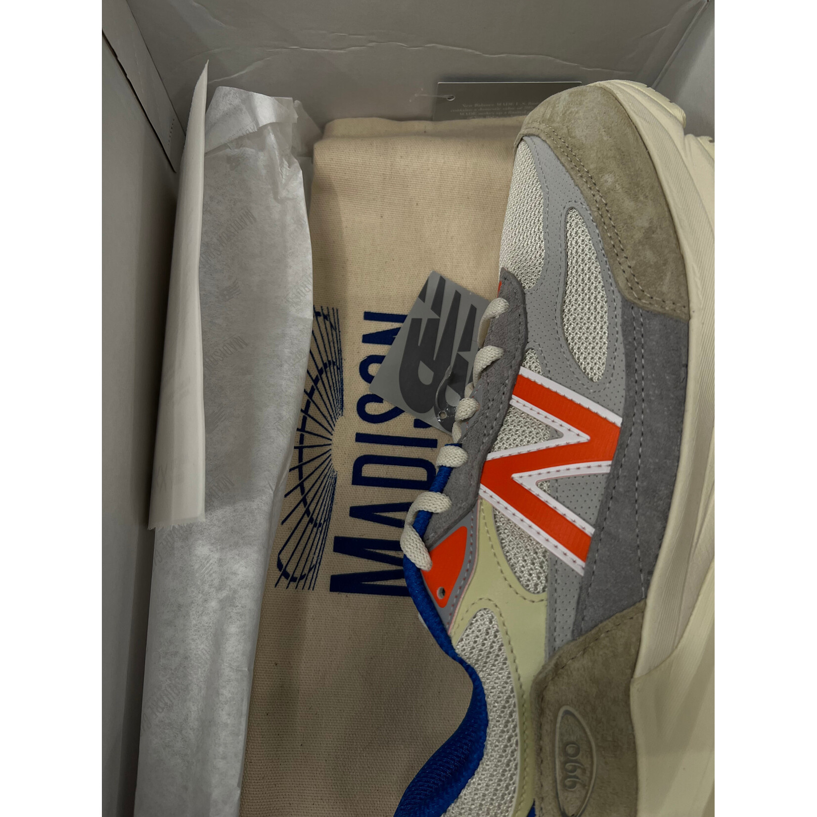 New New Balance 990v6 MiUSA Ronnie Fieg Madison Square Garden Sandrift Size 9.5, PREOWNED