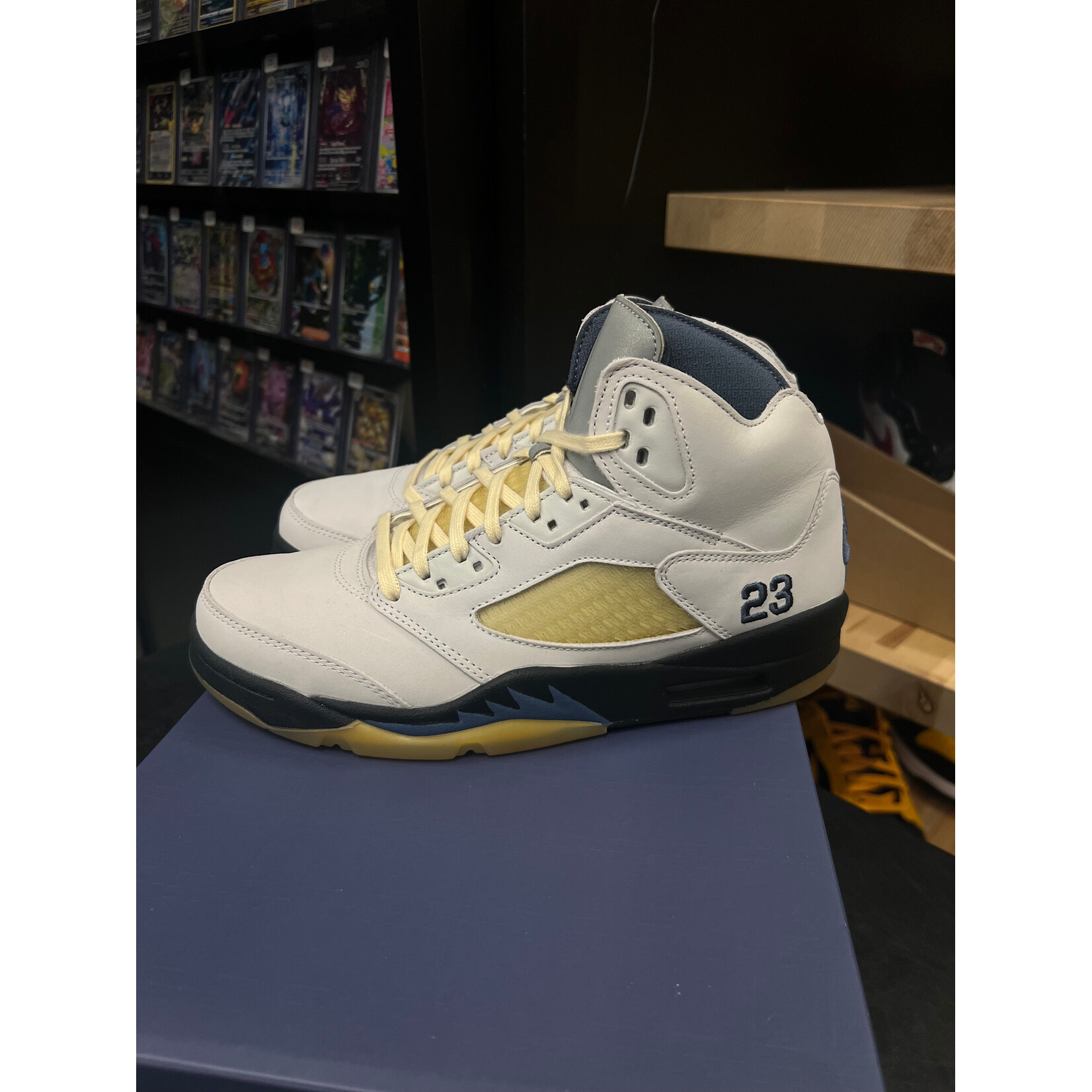 Jordan Jordan 5 Retro A Ma ManiÃ©re Dawn (Women's) Size 9.5W, PREOWNED TRIED ON