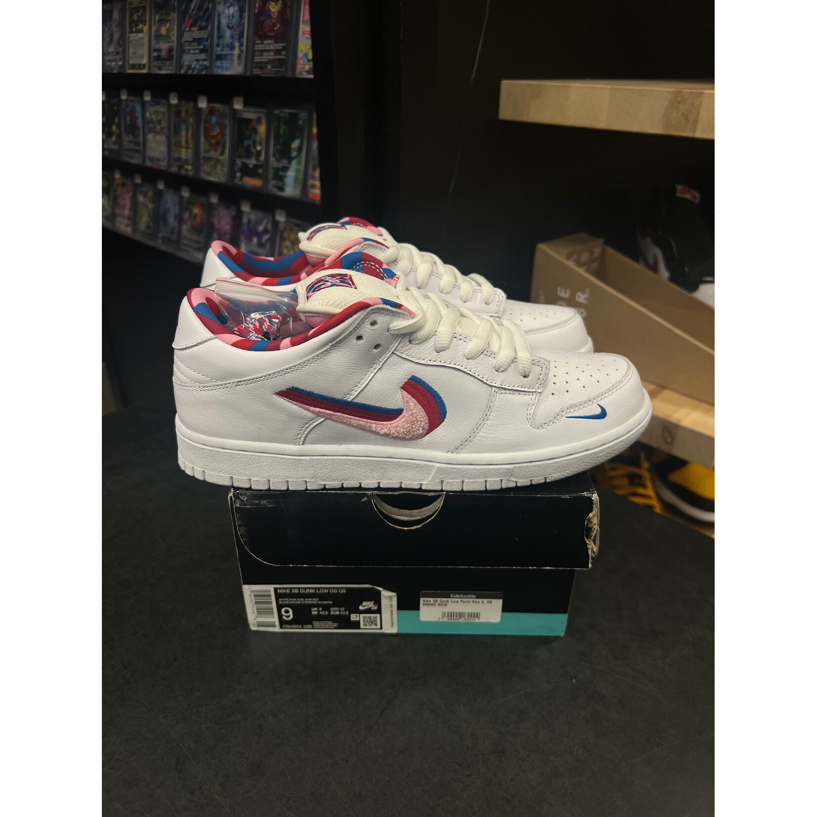 Nike Nike SB Dunk Low Parra Size 9, DS BRAND NEW DAMAGED LID*