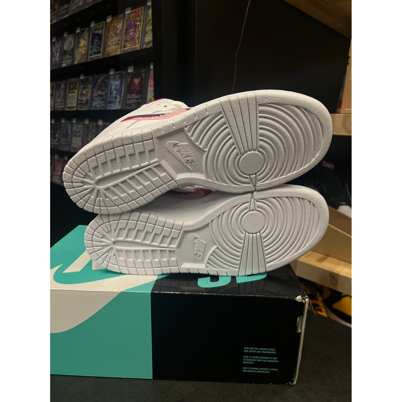 Nike Nike SB Dunk Low Parra Size 9, DS BRAND NEW DAMAGED LID*