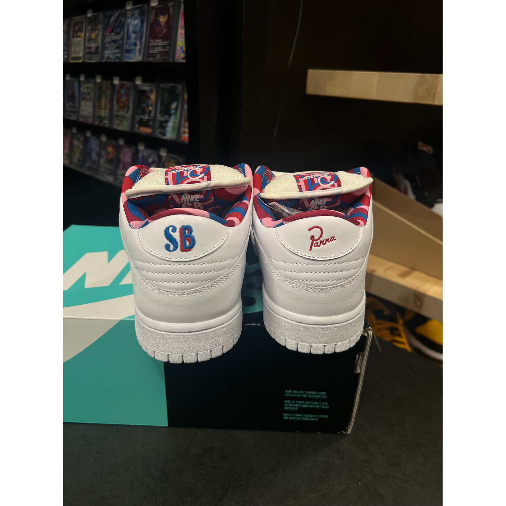 Nike Nike SB Dunk Low Parra Size 9, DS BRAND NEW DAMAGED LID*
