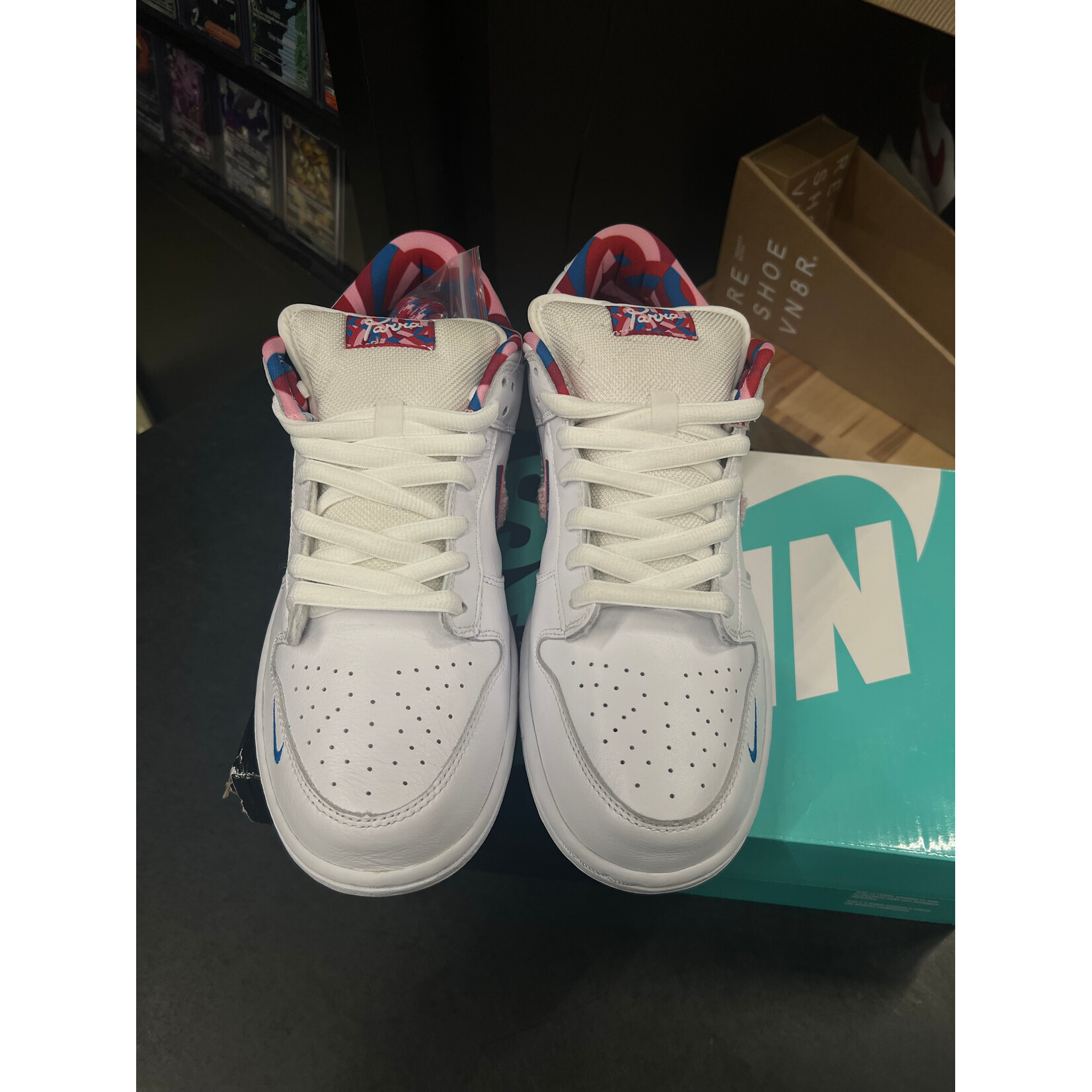 Nike Nike SB Dunk Low Parra Size 9, DS BRAND NEW DAMAGED LID*