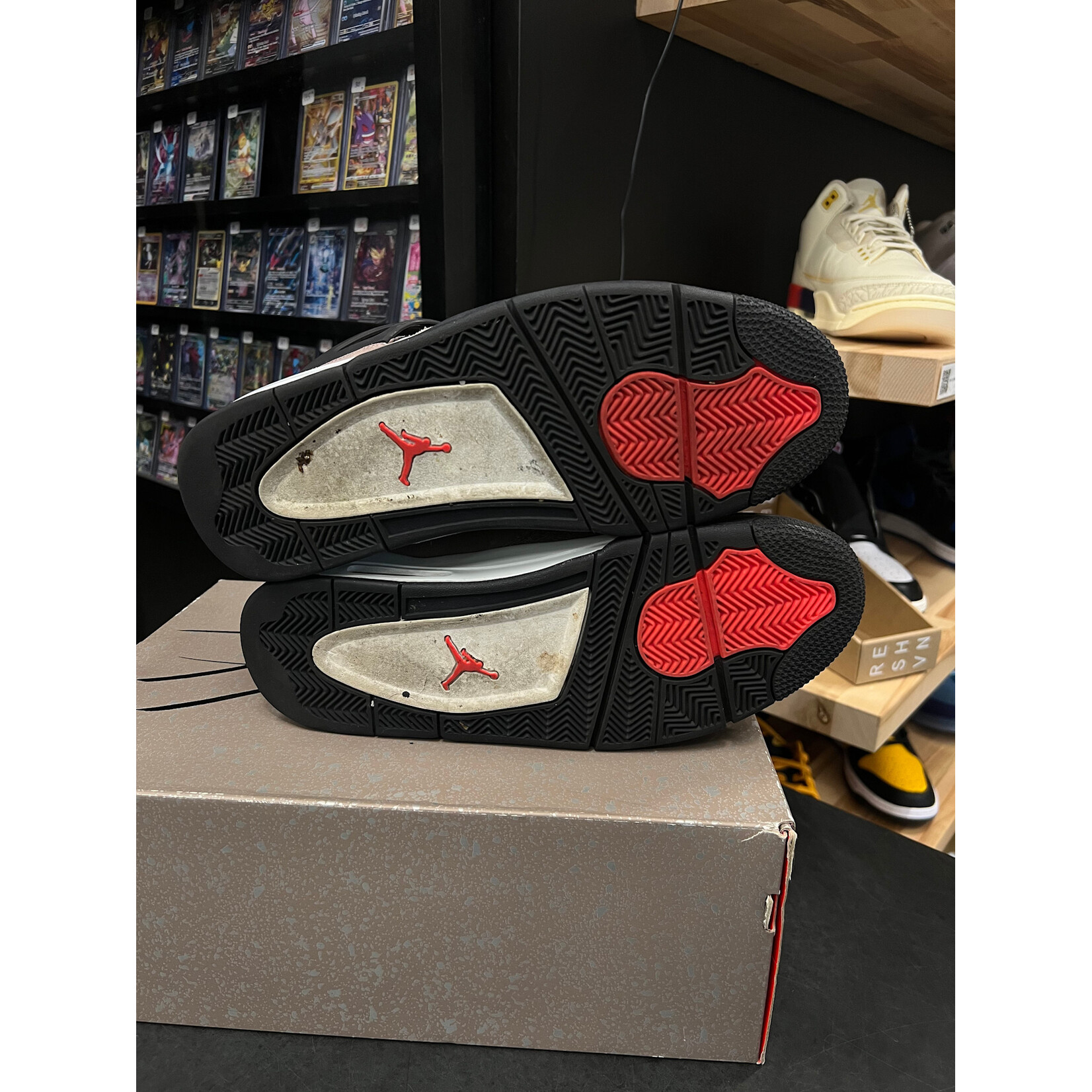 Jordan Jordan 4 Retro Taupe Haze Size 12, PREOWNED