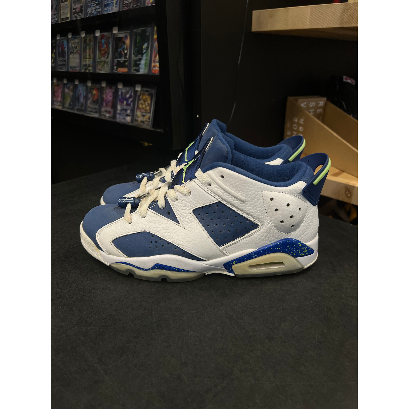 Jordan Jordan 6 Retro Low Ghost Green Size 8.5, PREOWNED