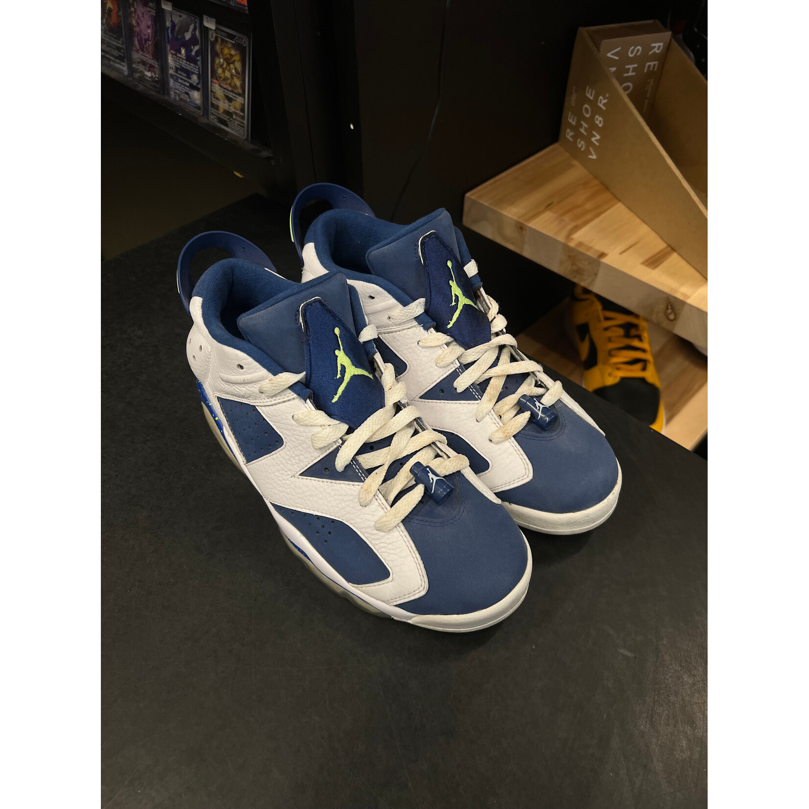 Jordan Jordan 6 Retro Low Ghost Green Size 8.5, PREOWNED