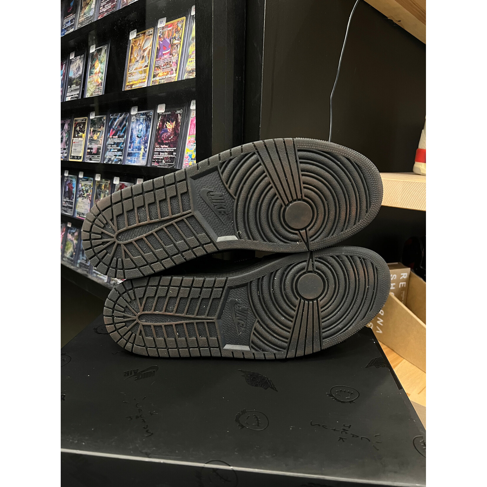 Jordan Jordan 1 Retro Low OG SP Travis Scott Black Phantom Size 11, PREOWNED