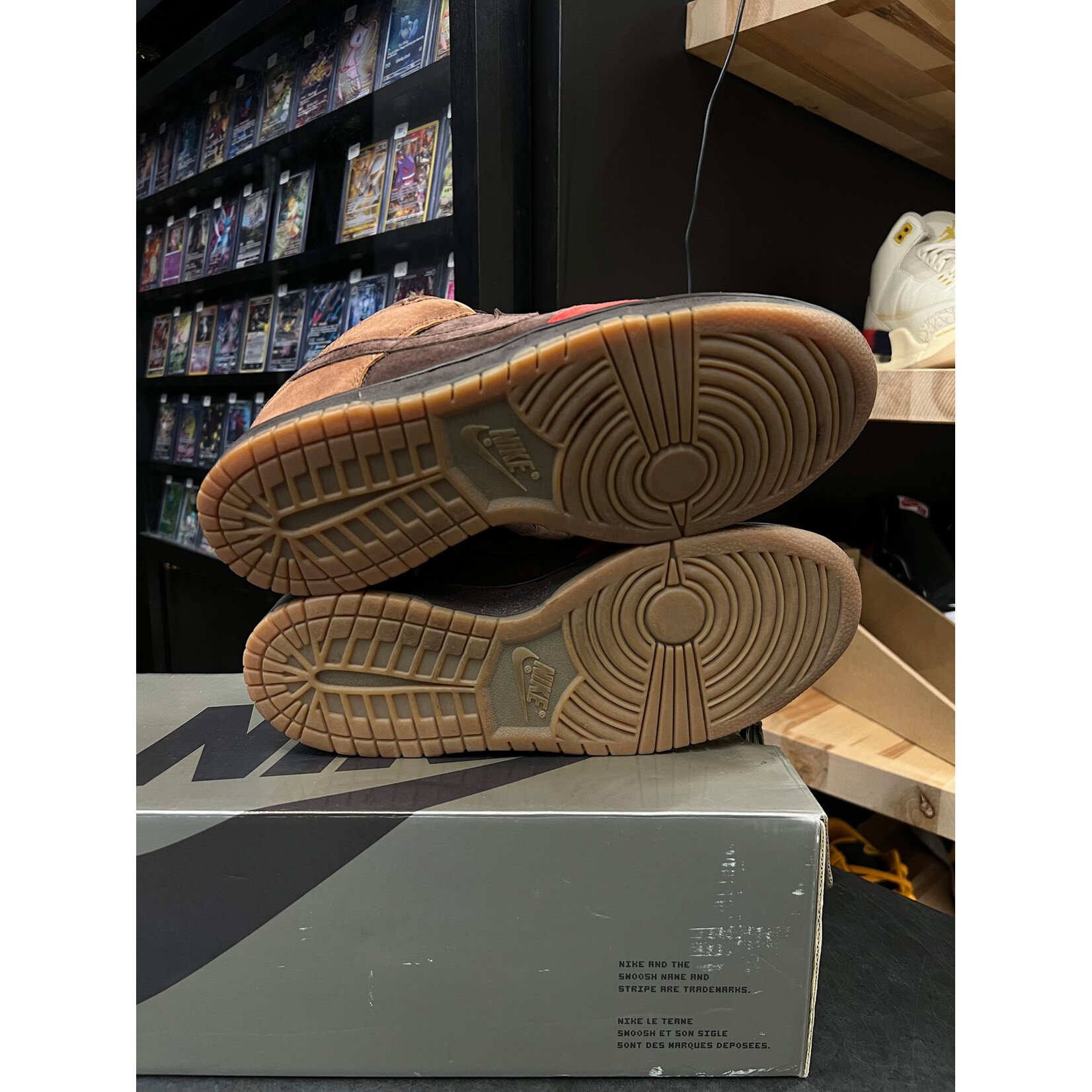 Nike Nike SB Dunk Low Bison Size 9, PREOWNED