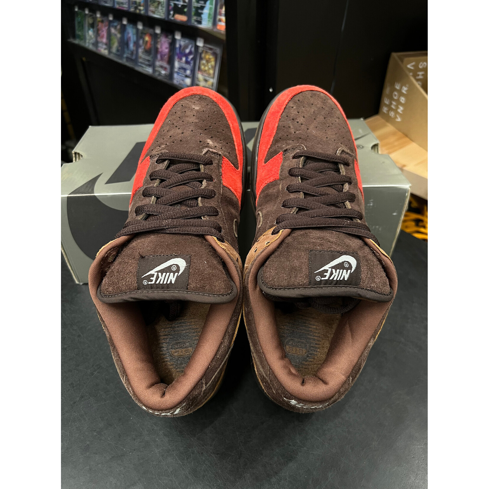 Nike Nike SB Dunk Low Bison Size 9, PREOWNED