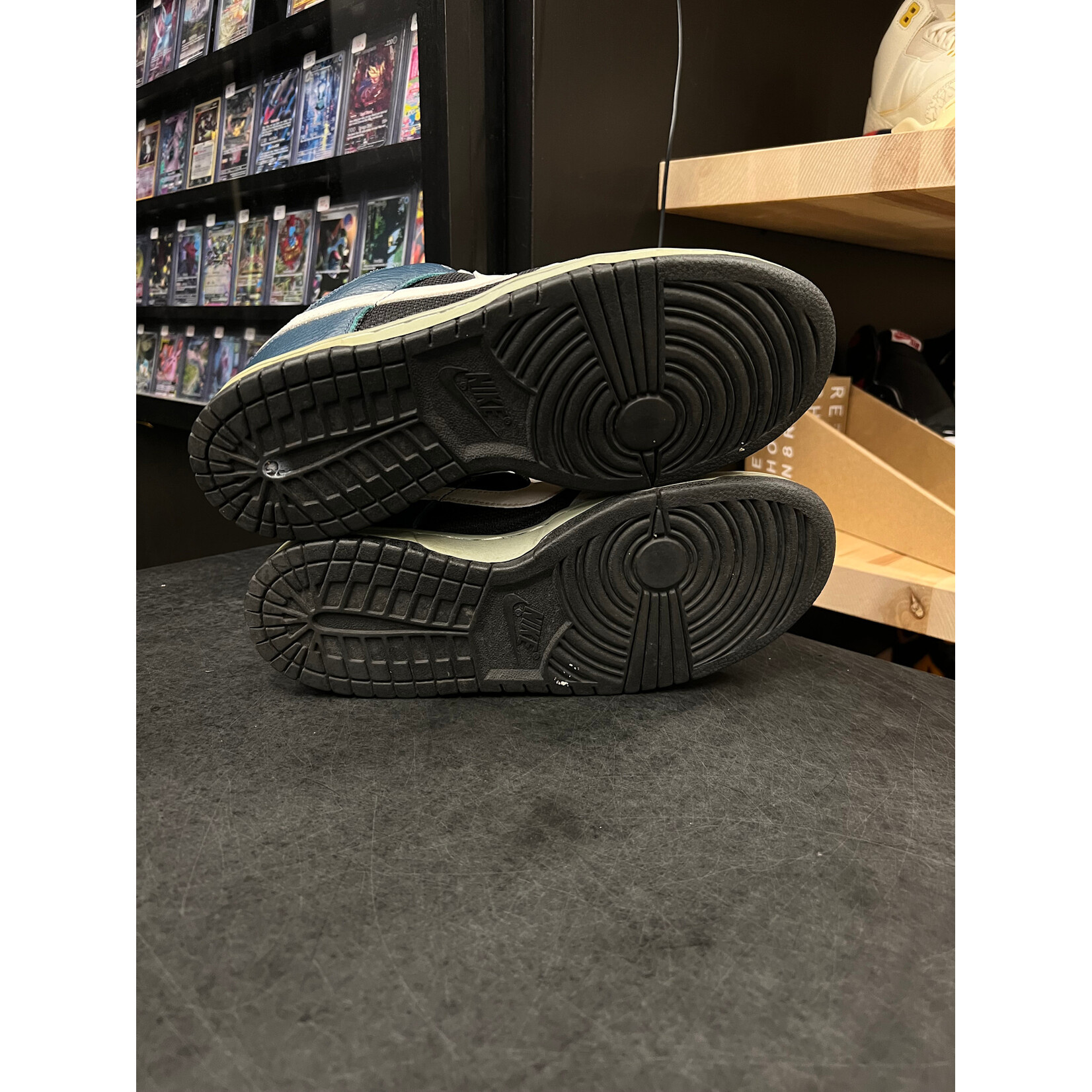 Nike Nike Dunk Low Pro SB Futura Size 9.5, PREOWNED