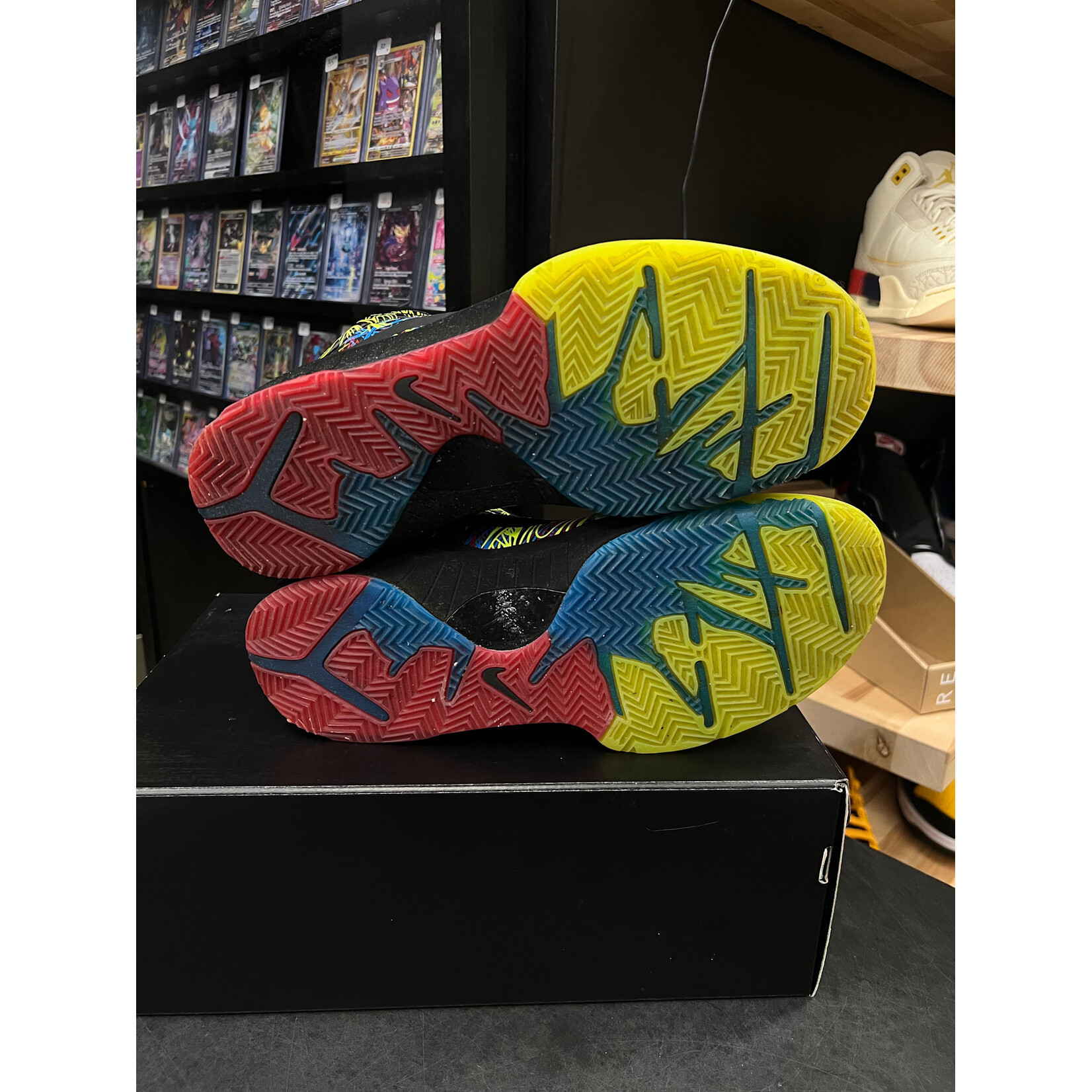 Nike Nike Kobe 4 Protro Wizenard Size 11, PREOWNED